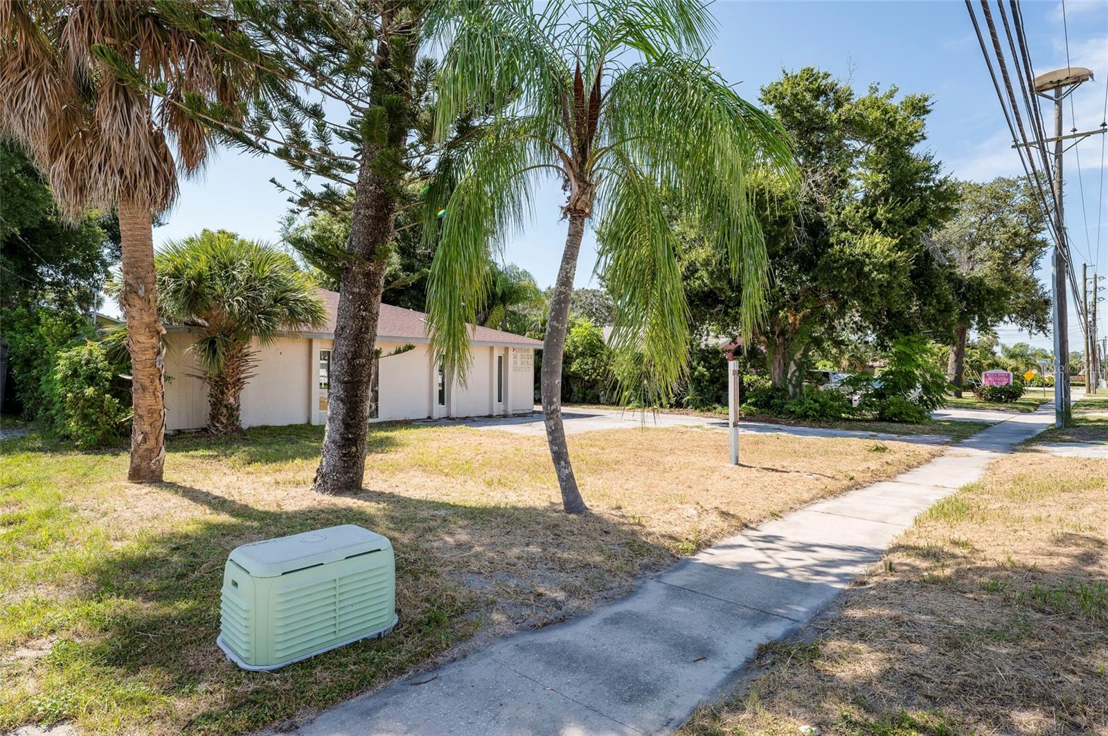 12596 Indian Rocks Rd Property Photo 10