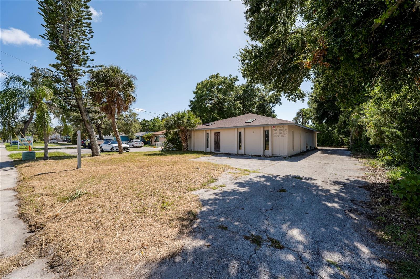 12596 Indian Rocks Rd Property Photo 12