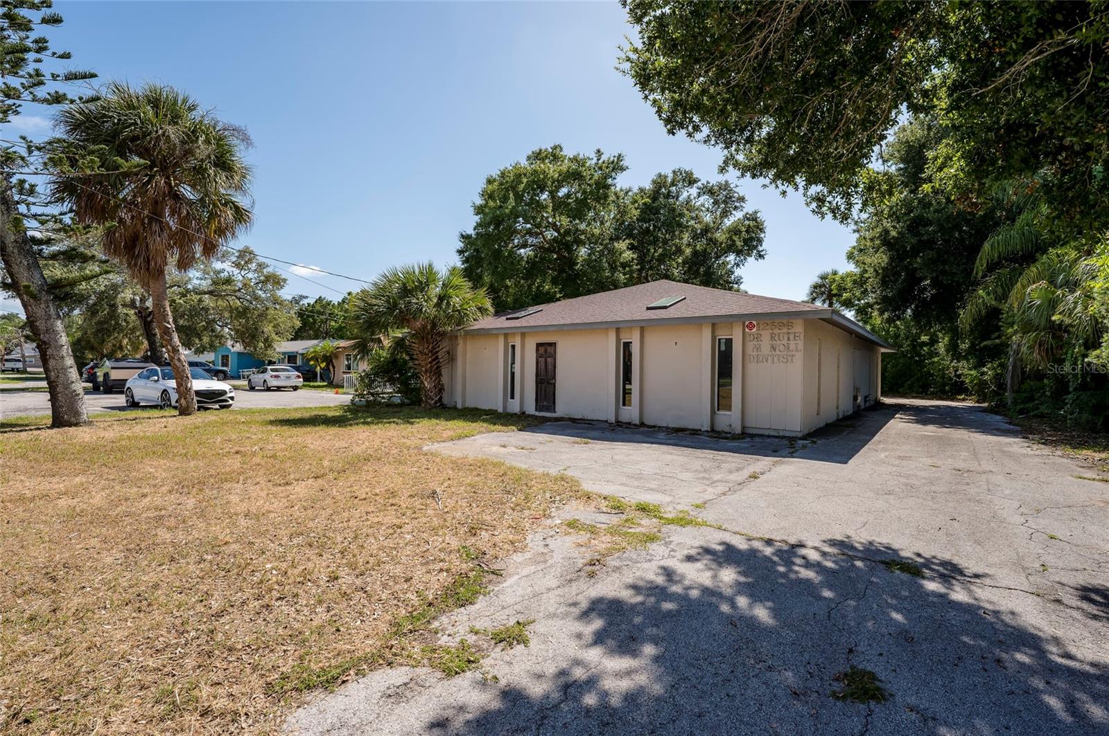 12596 Indian Rocks Rd Property Photo 13