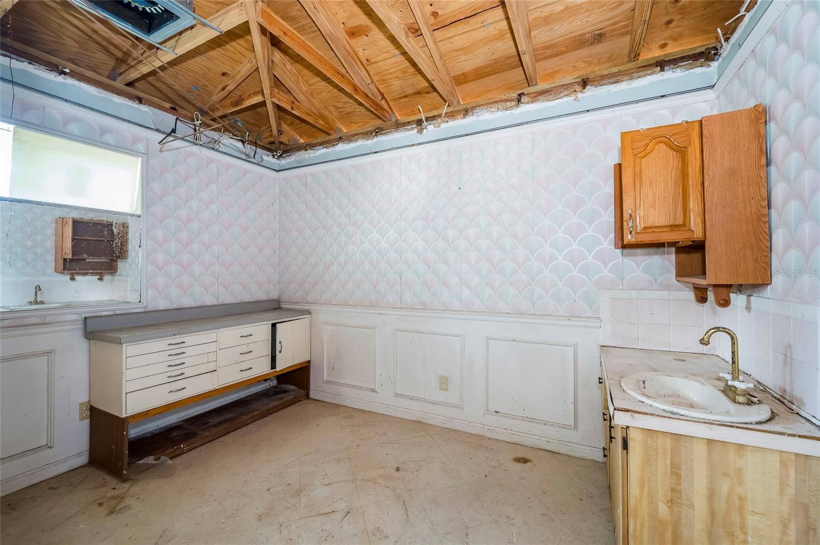 12596 Indian Rocks Rd Property Photo 33