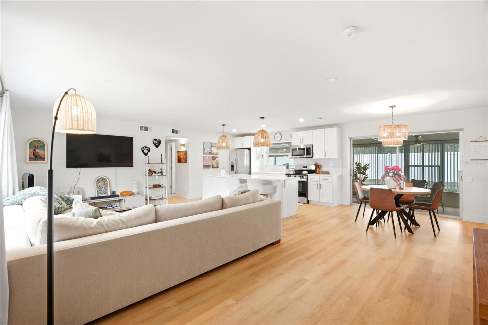 11500 70th Ter Property Photo 2