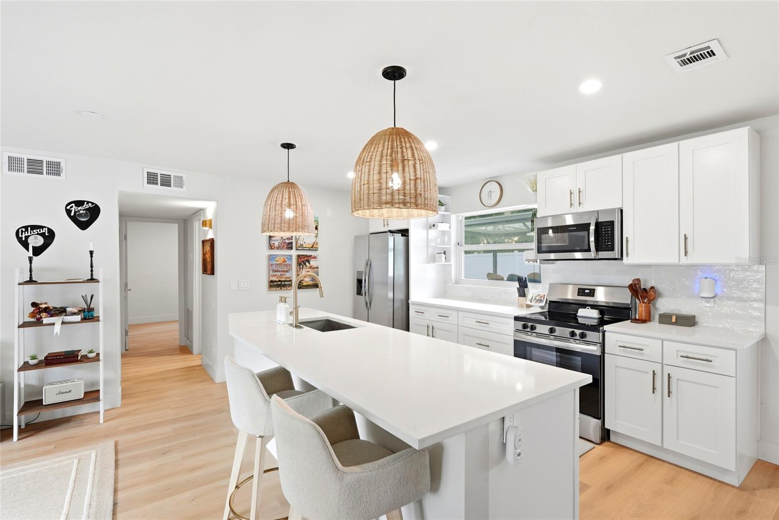 11500 70th Ter Property Photo 6