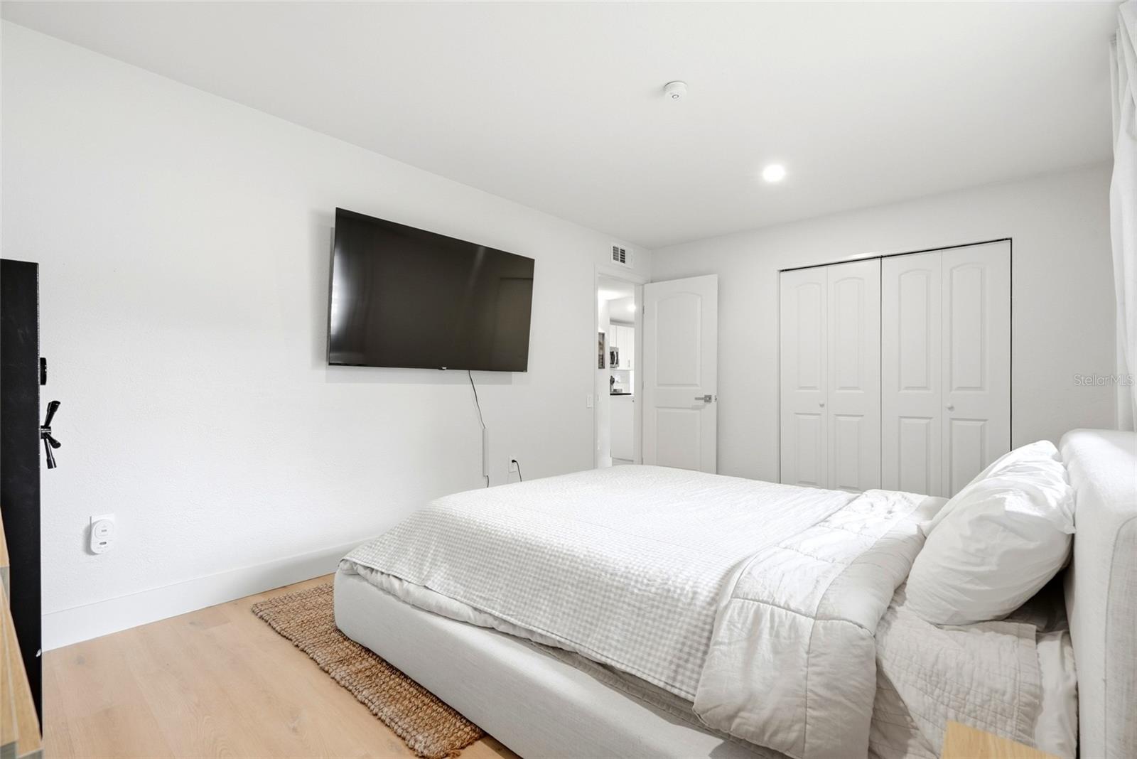 11500 70th Ter Property Photo 13