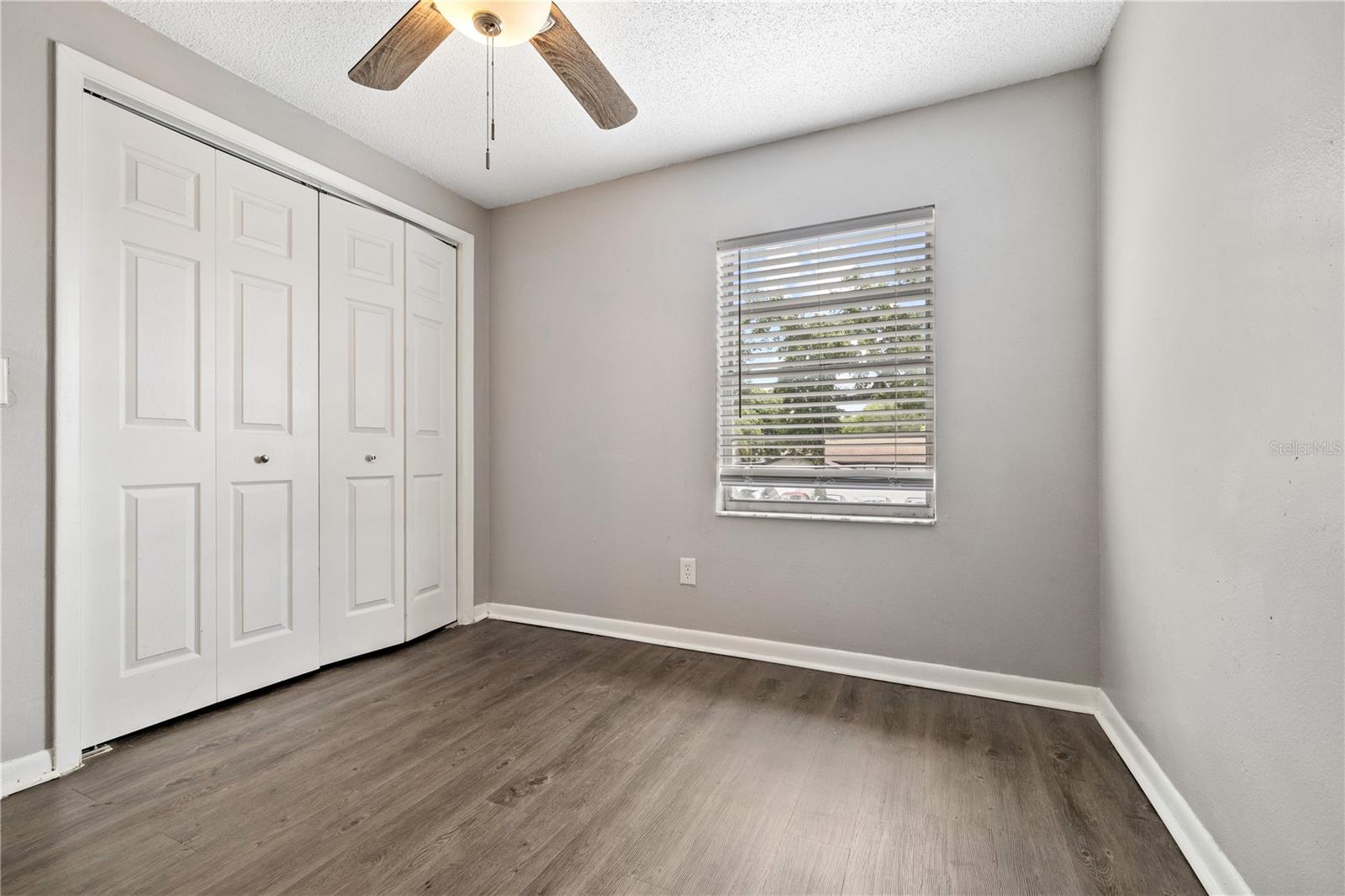 1221 E Mohawk Ave #c Property Photo 11