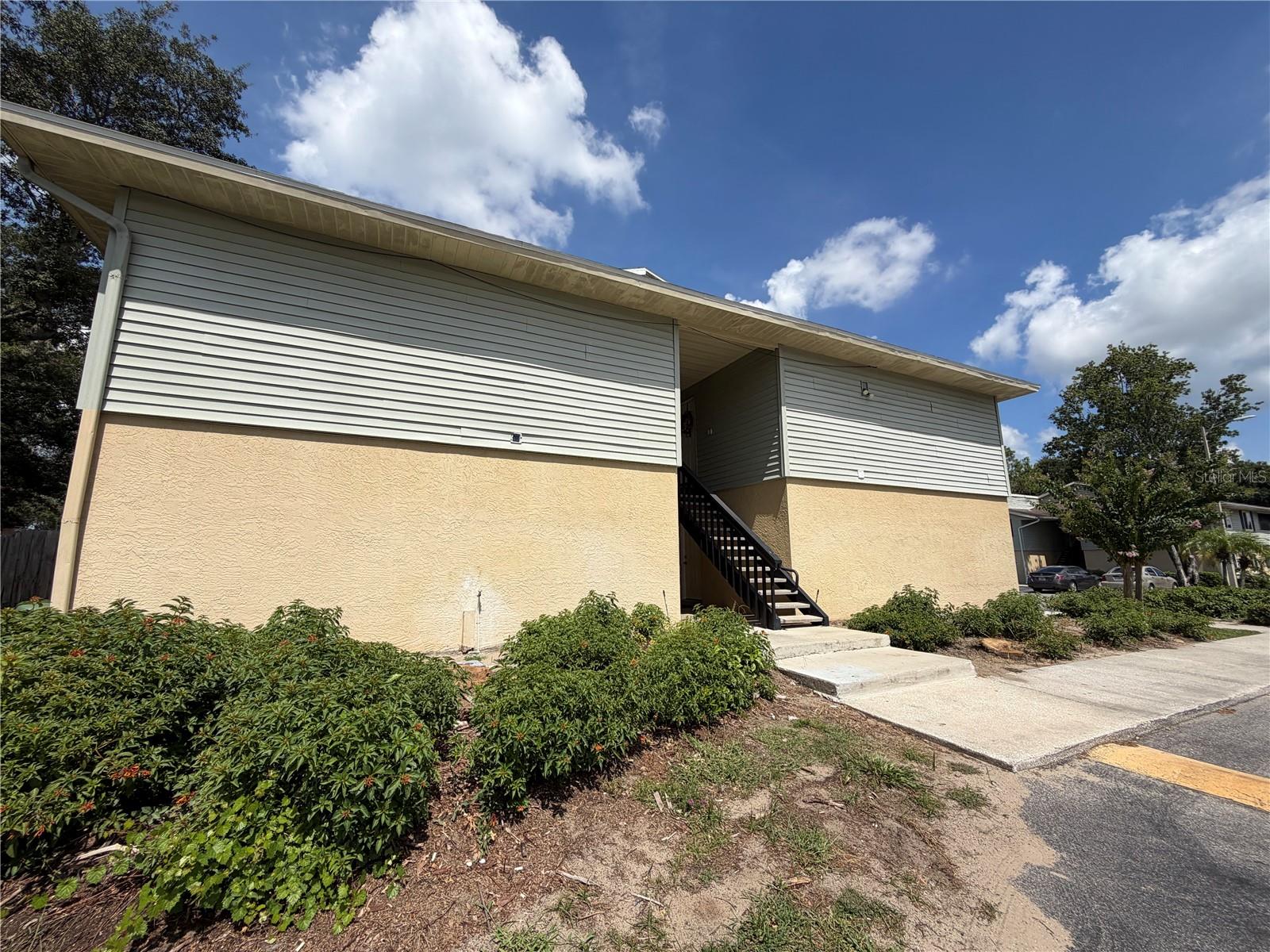 502 Golden Raintree Pl Property Photo 1