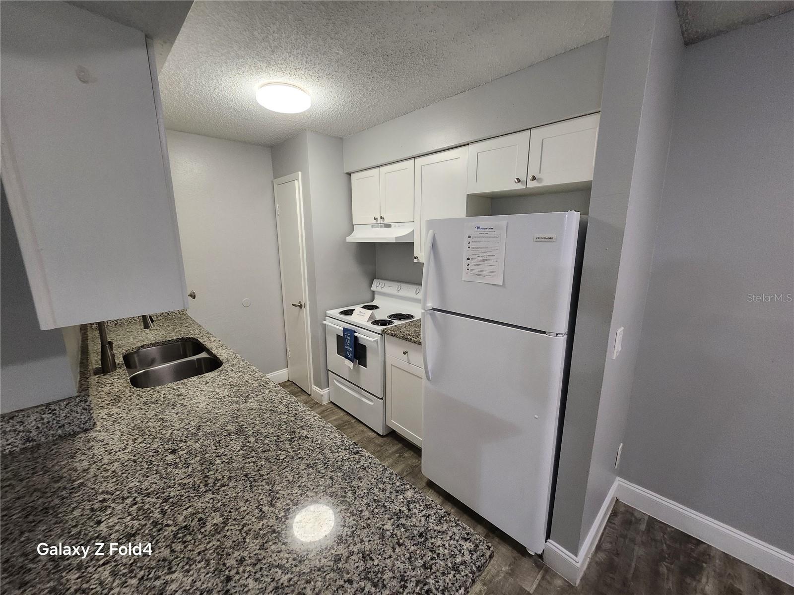502 Golden Raintree Pl Property Photo 9
