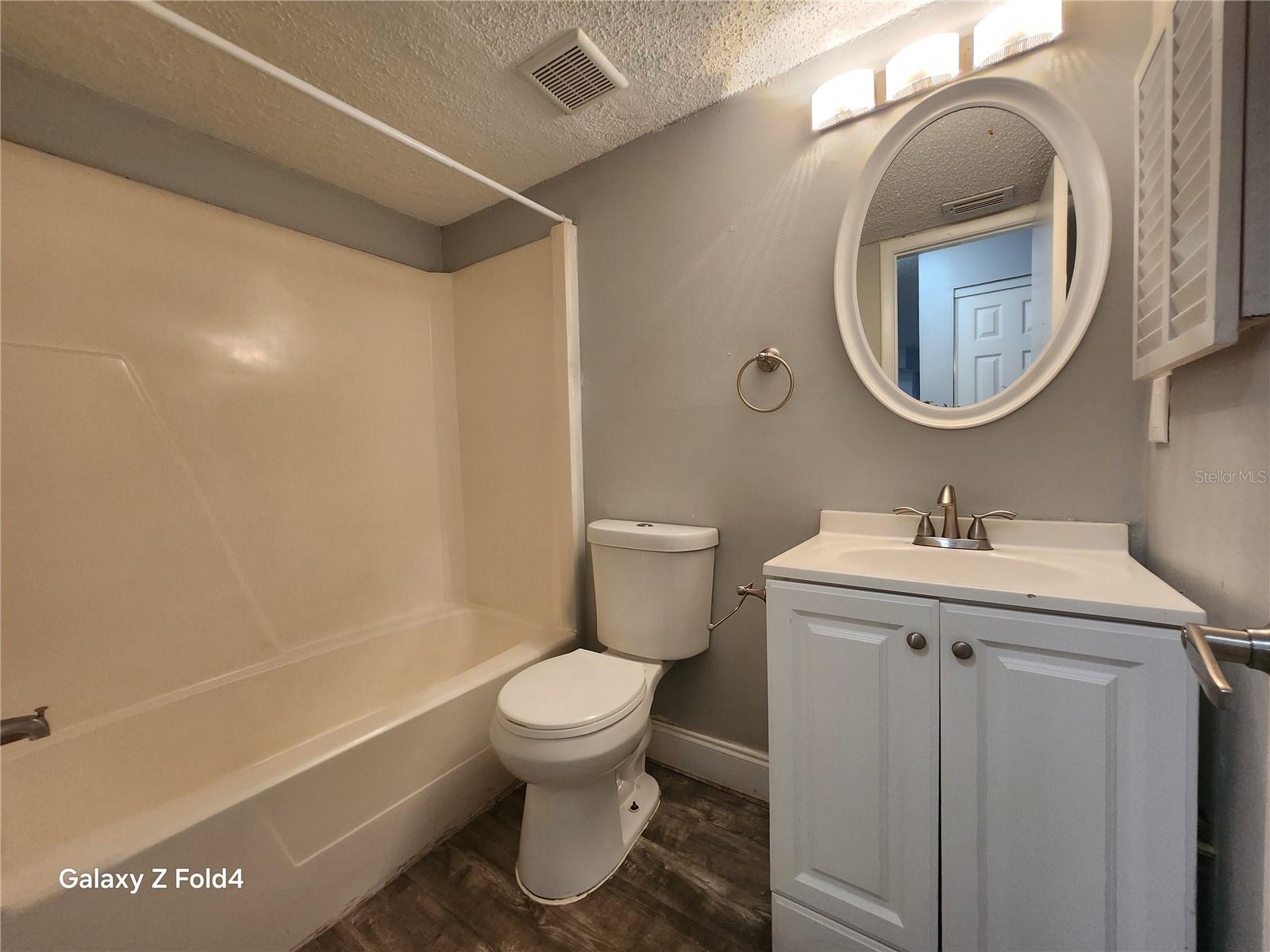 502 Golden Raintree Pl Property Photo 13