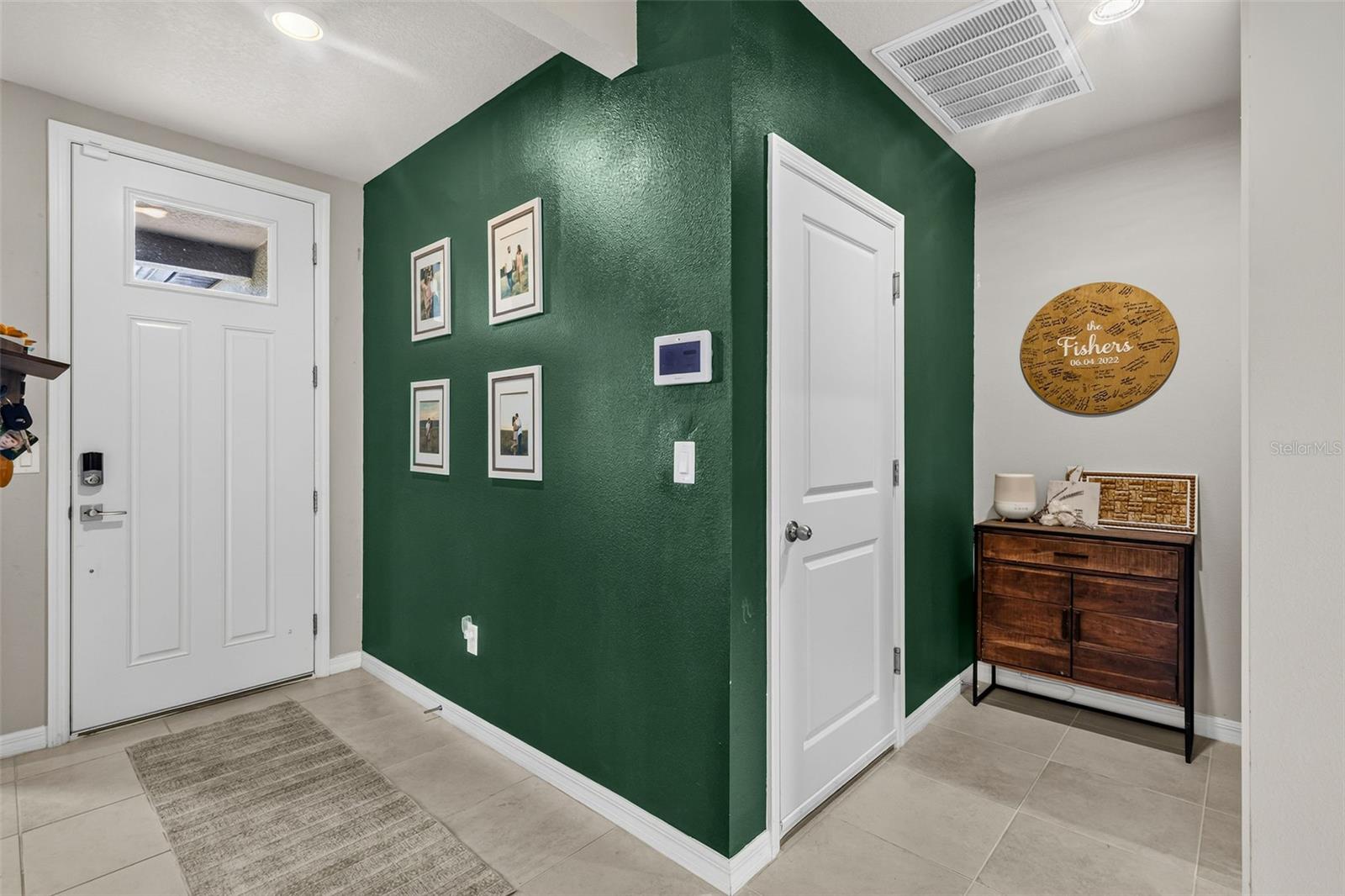 7017 Feather River Pl Property Photo 3