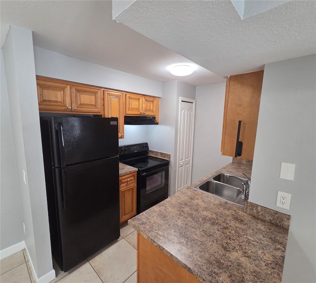 510 Golden Raintree Pl Property Photo 9