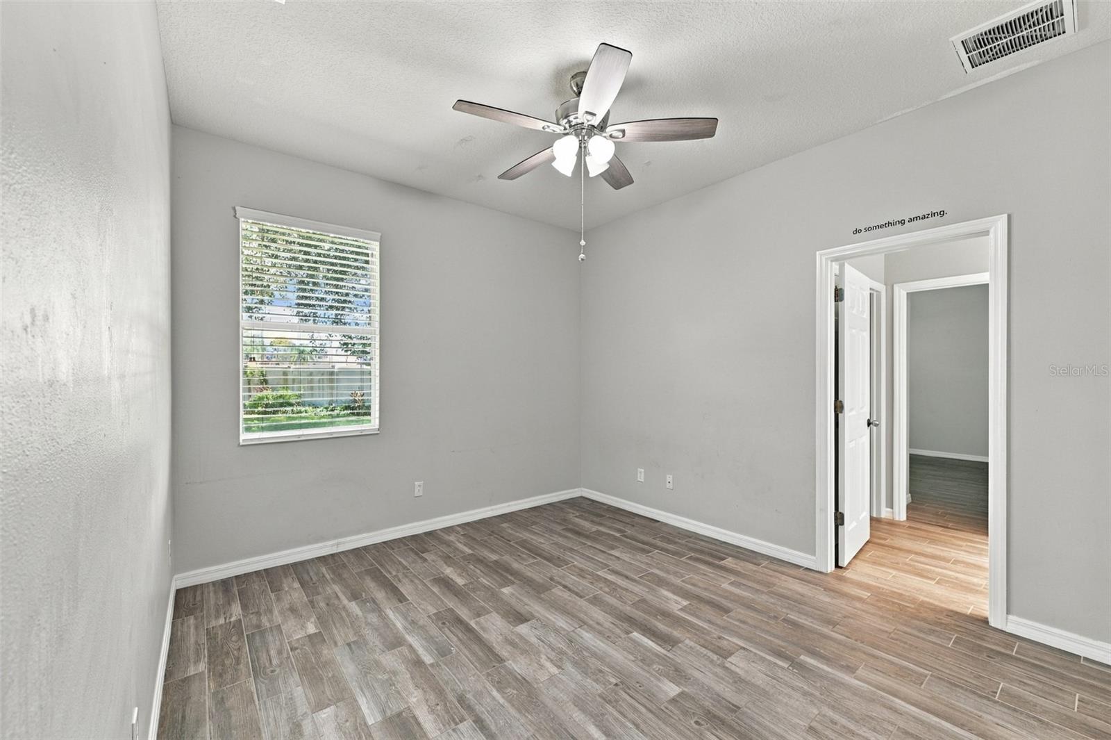 3403 Walden Reserve Dr Property Photo 4