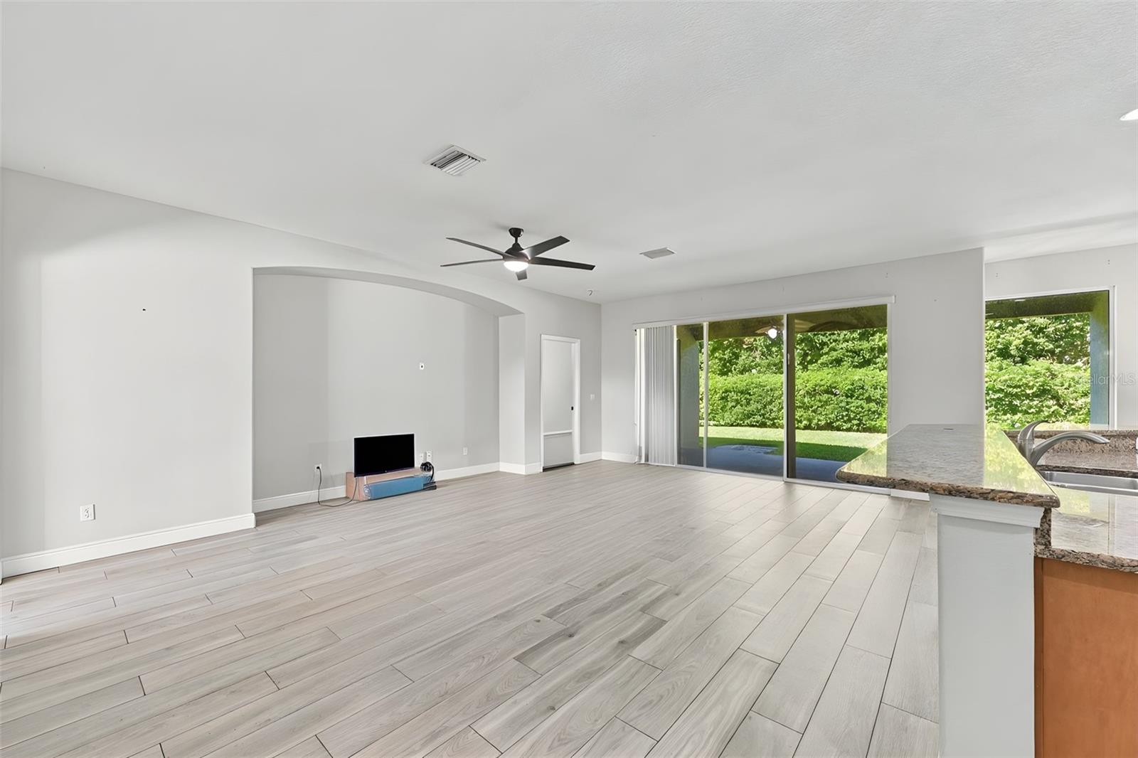 3403 Walden Reserve Dr Property Photo 14
