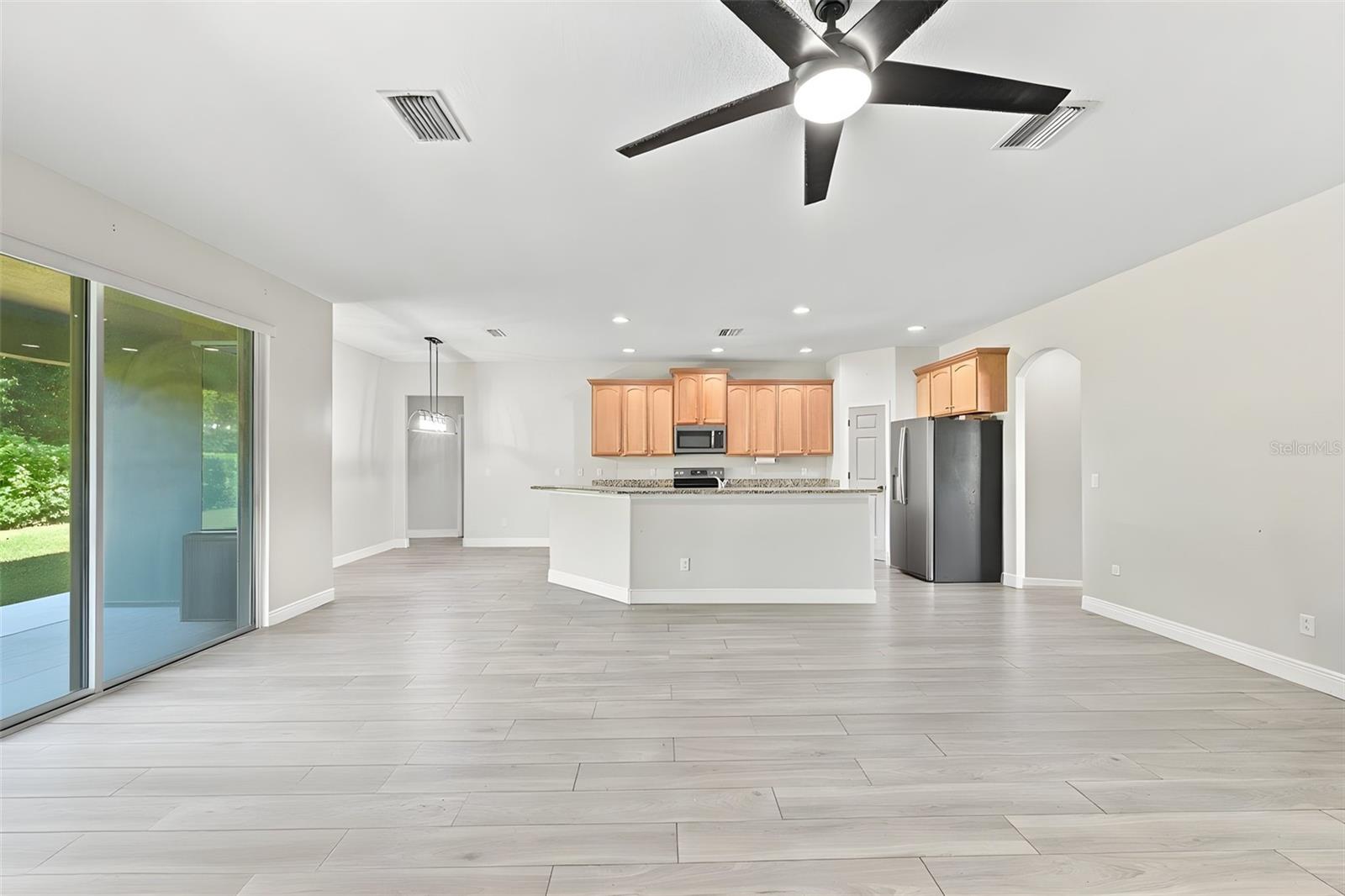 3403 Walden Reserve Dr Property Photo 15