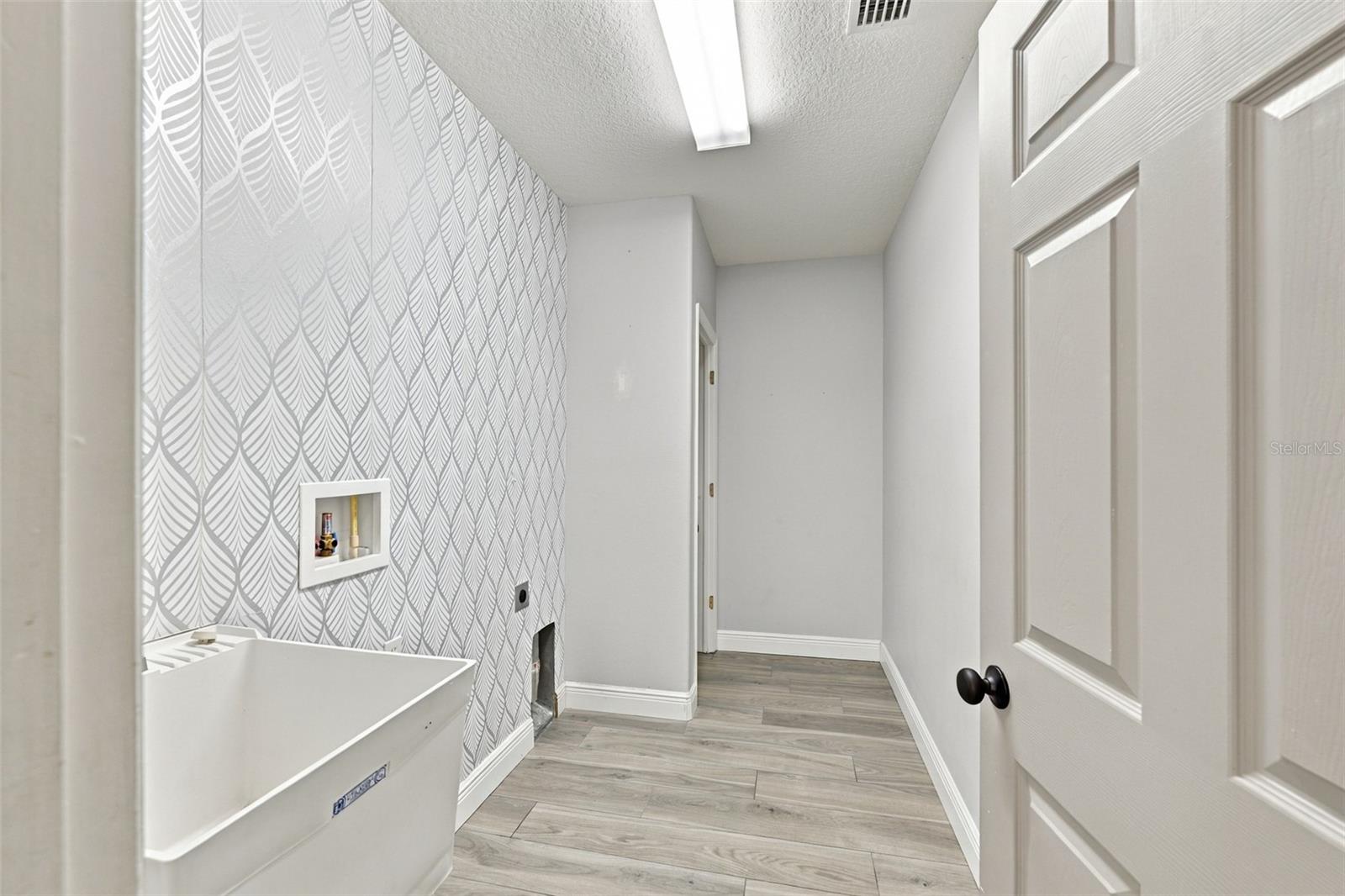 3403 Walden Reserve Dr Property Photo 19