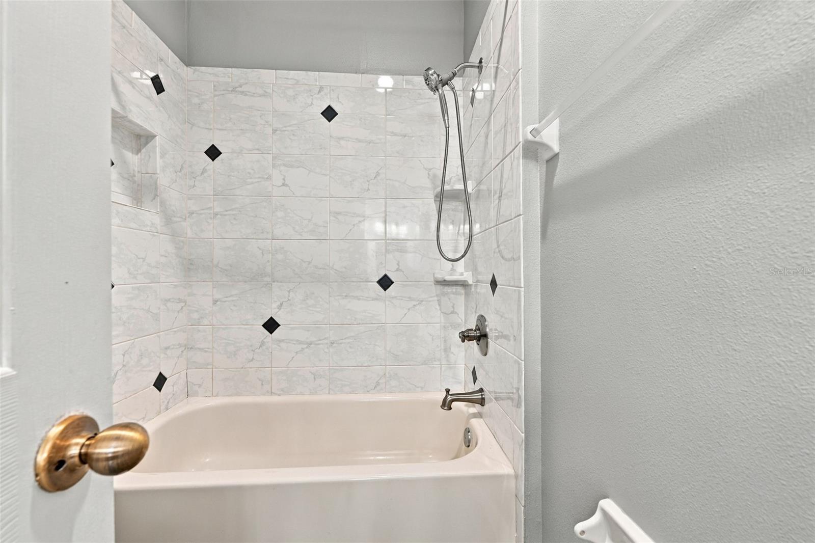 3403 Walden Reserve Dr Property Photo 23