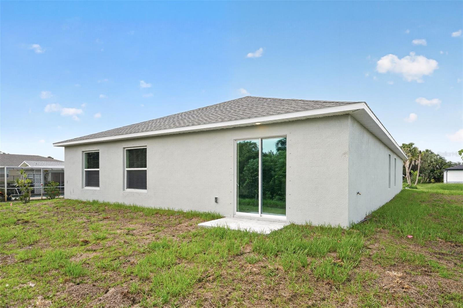 22568 Alcorn Ave Property Photo 4