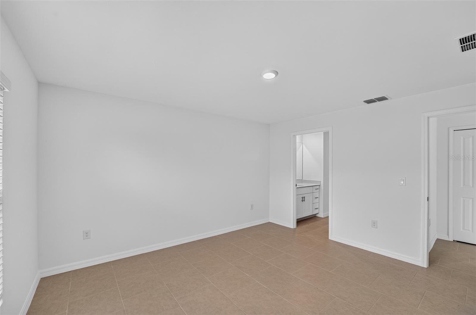 22568 Alcorn Ave Property Photo 12