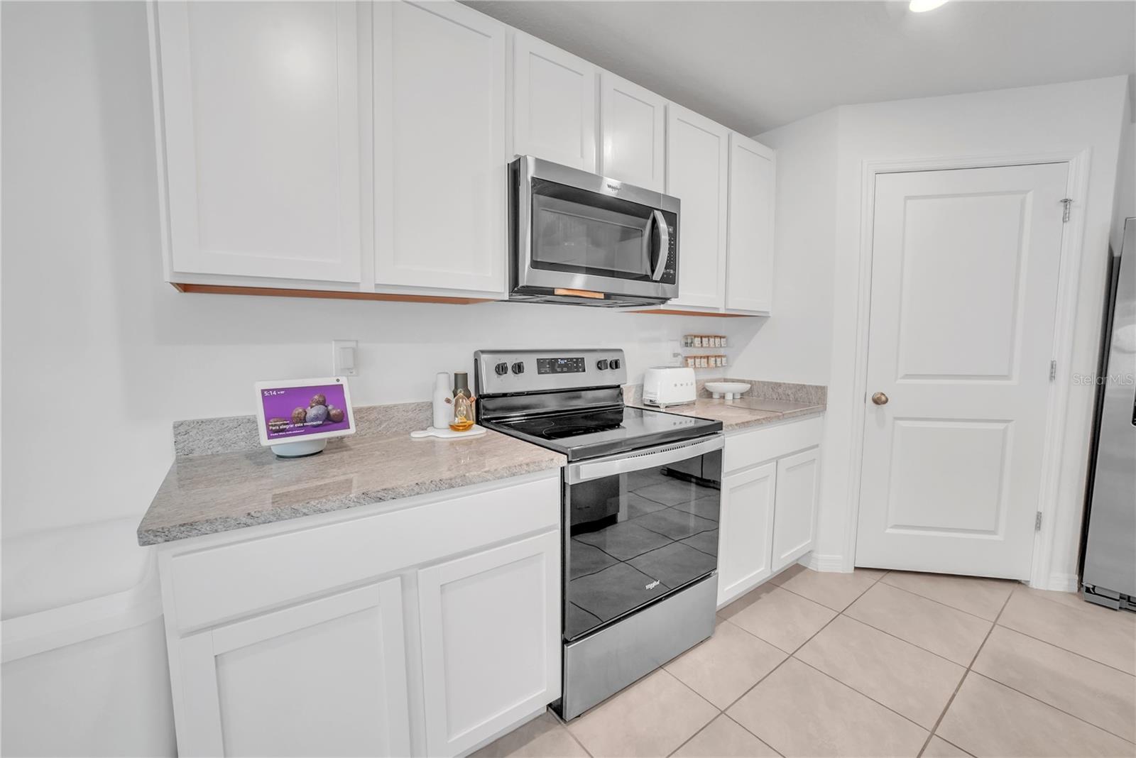 36558 Spanish Rose Dr Property Photo 14