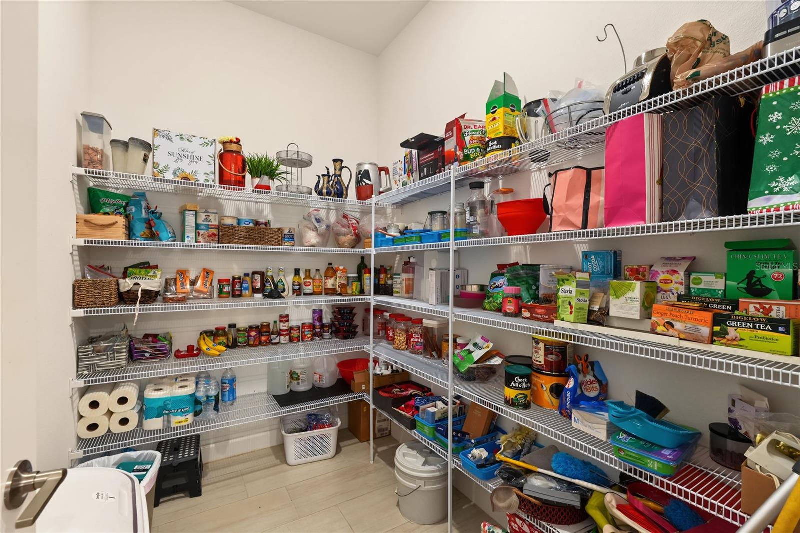 17109 Star Banks St Property Photo 8