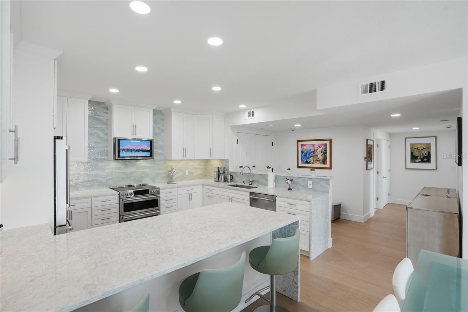 6 Belleview Blvd #705 Property Photo 22