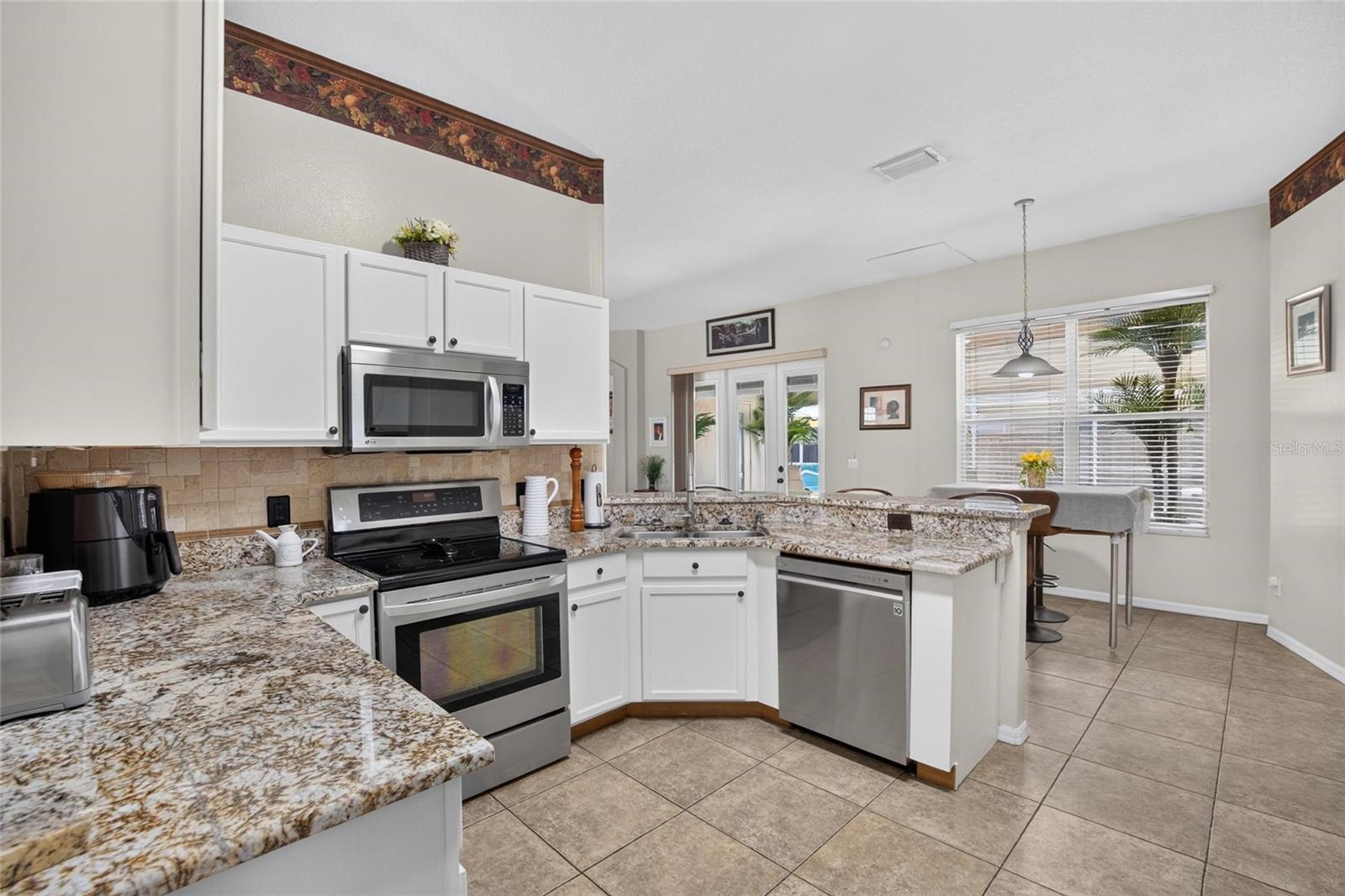 11937 Timberhill Dr Property Photo 21