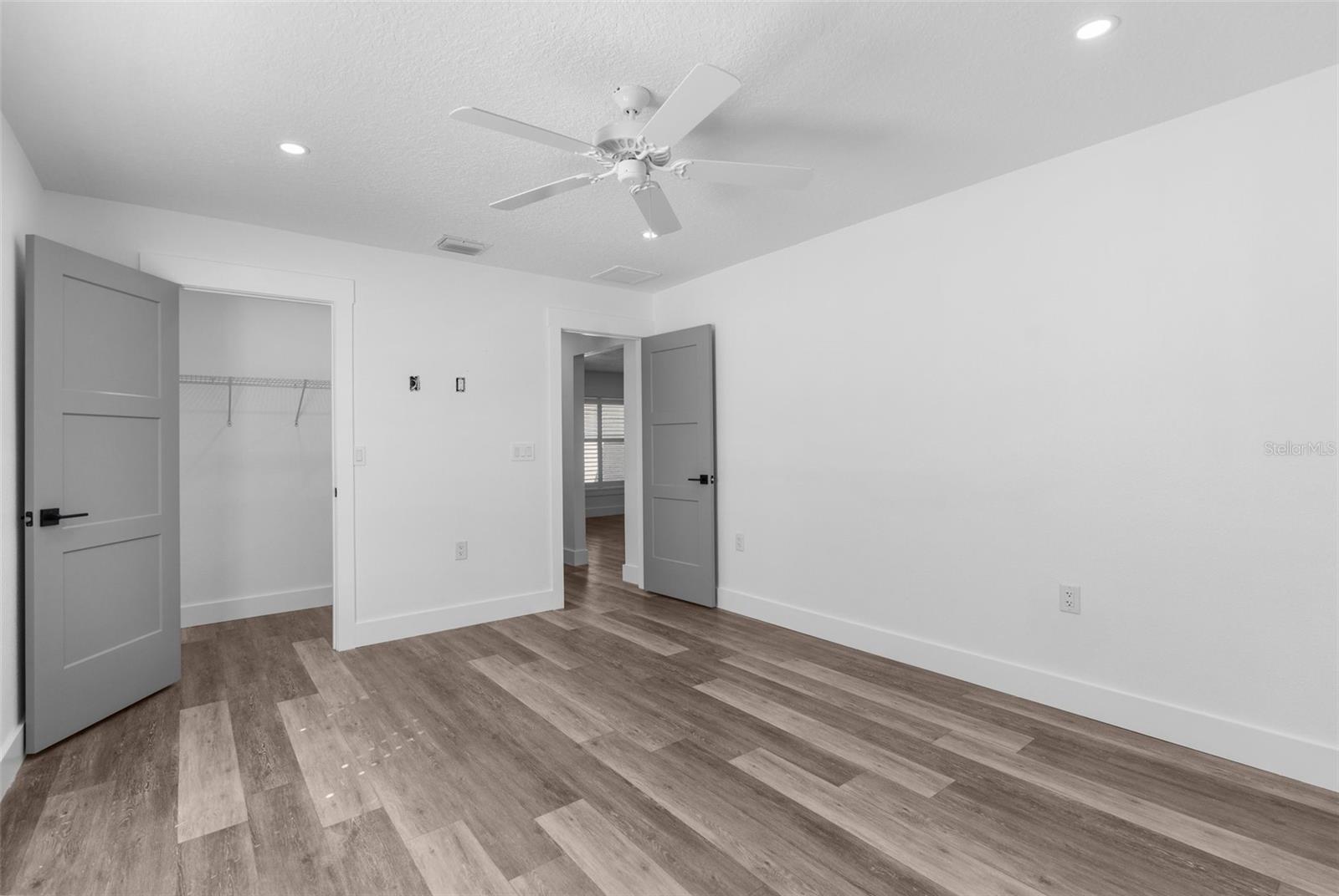 4390 6th Isle Dr Property Photo 17