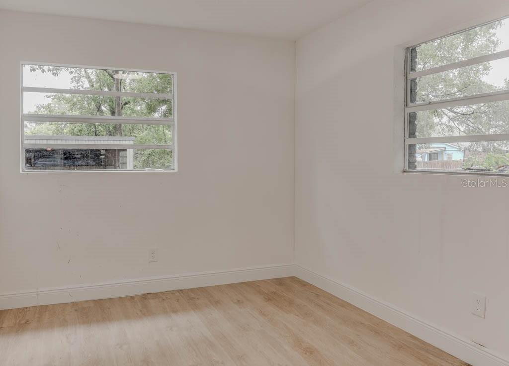 1255 Pine St Property Photo 5
