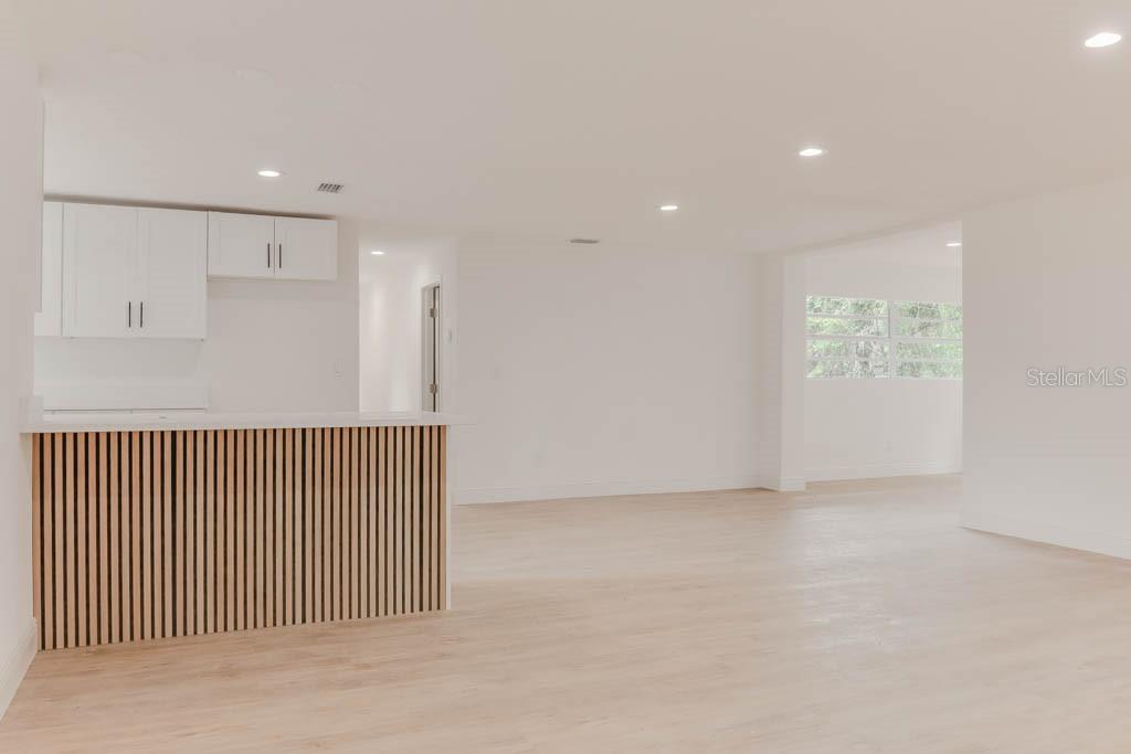 1255 Pine St Property Photo 7