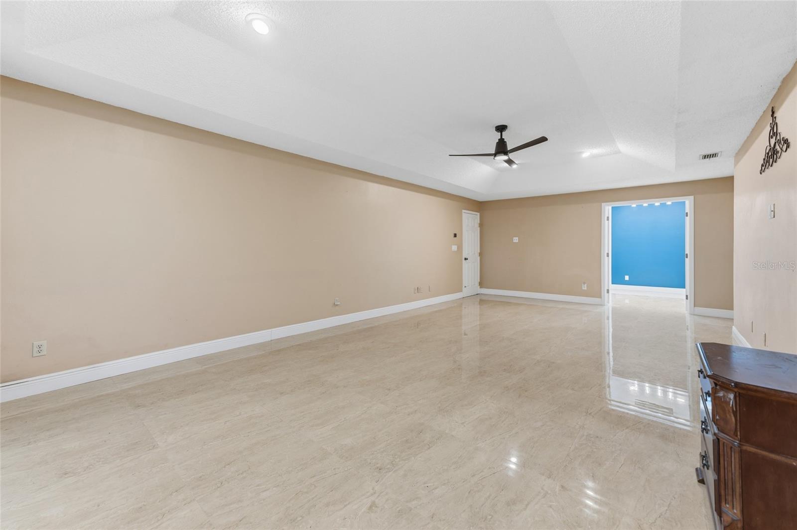 6513 Thoroughbred Loop Property Photo 23