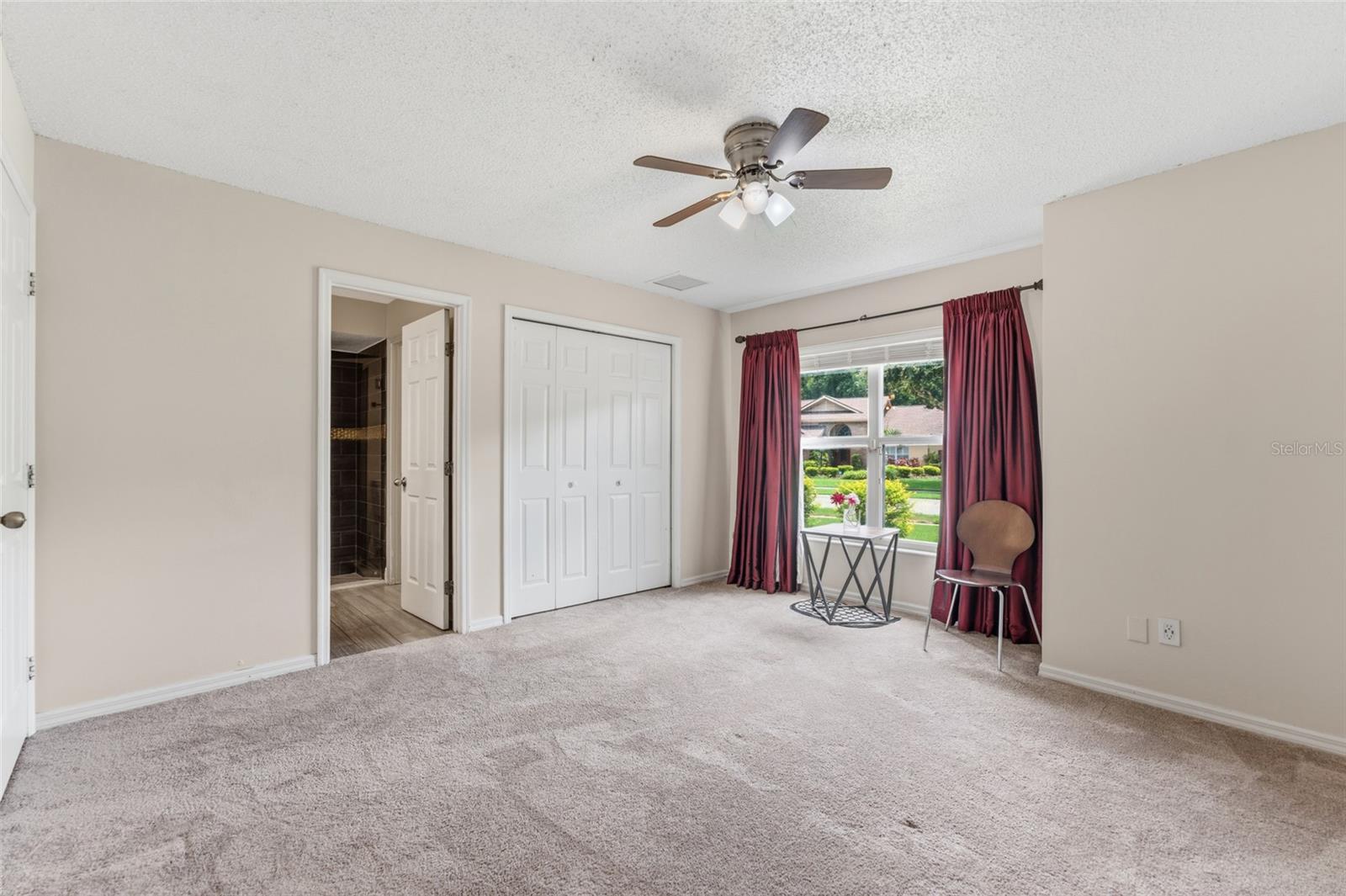 6513 Thoroughbred Loop Property Photo 39