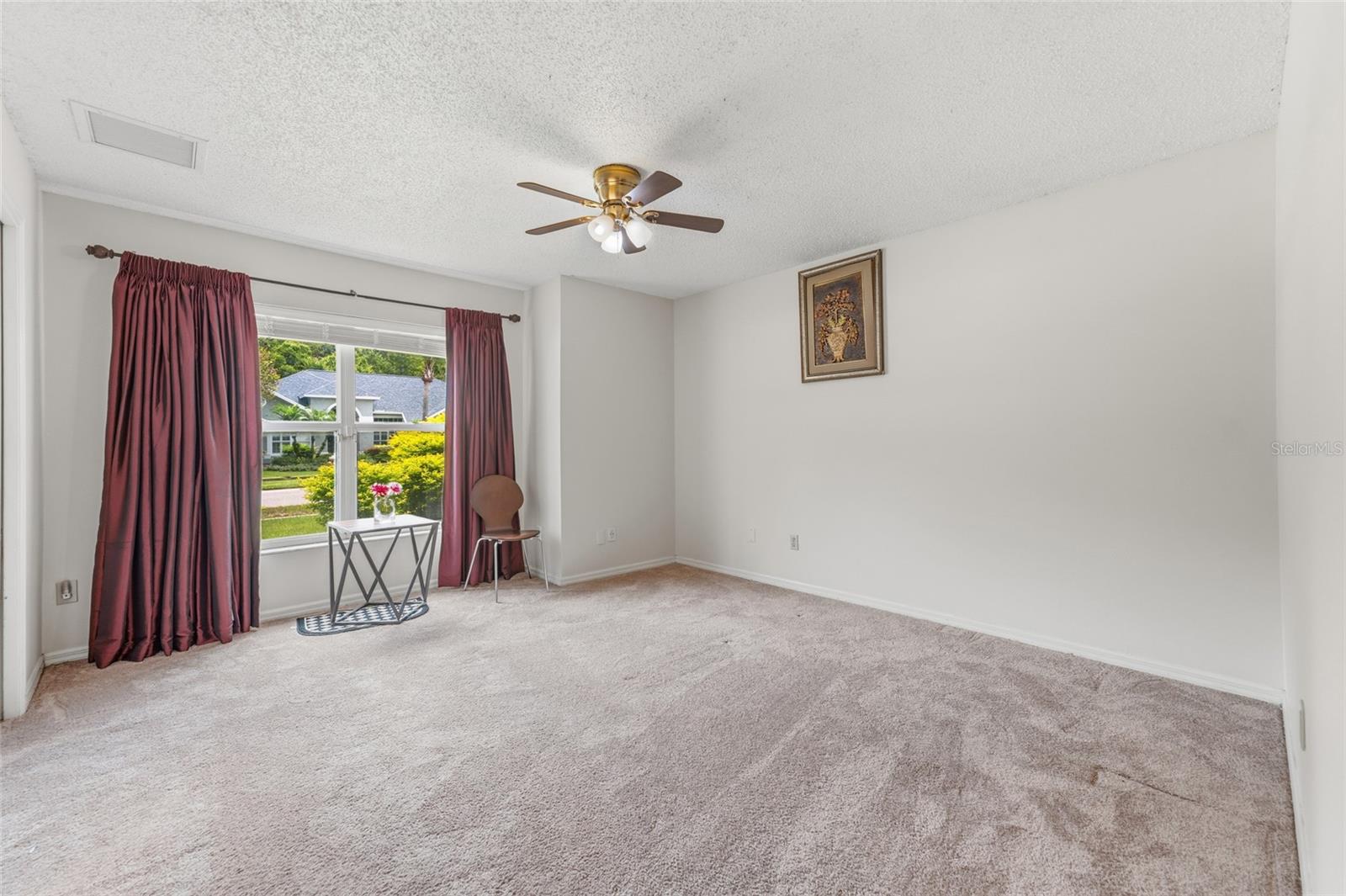 6513 Thoroughbred Loop Property Photo 40