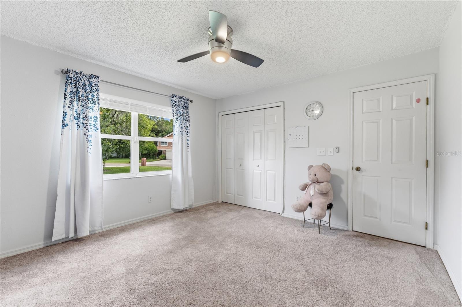 6513 Thoroughbred Loop Property Photo 44