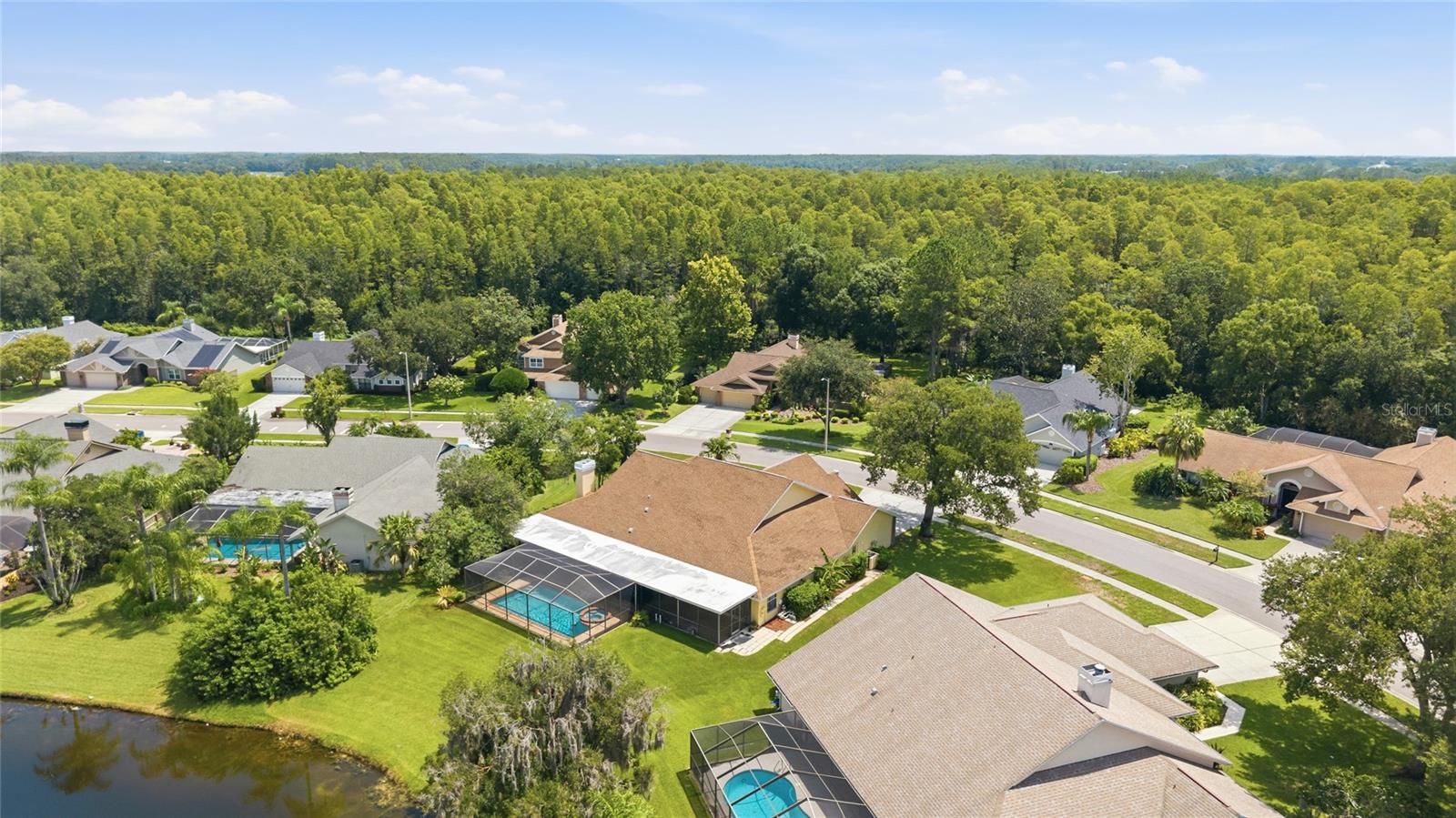 6513 Thoroughbred Loop Property Photo 70