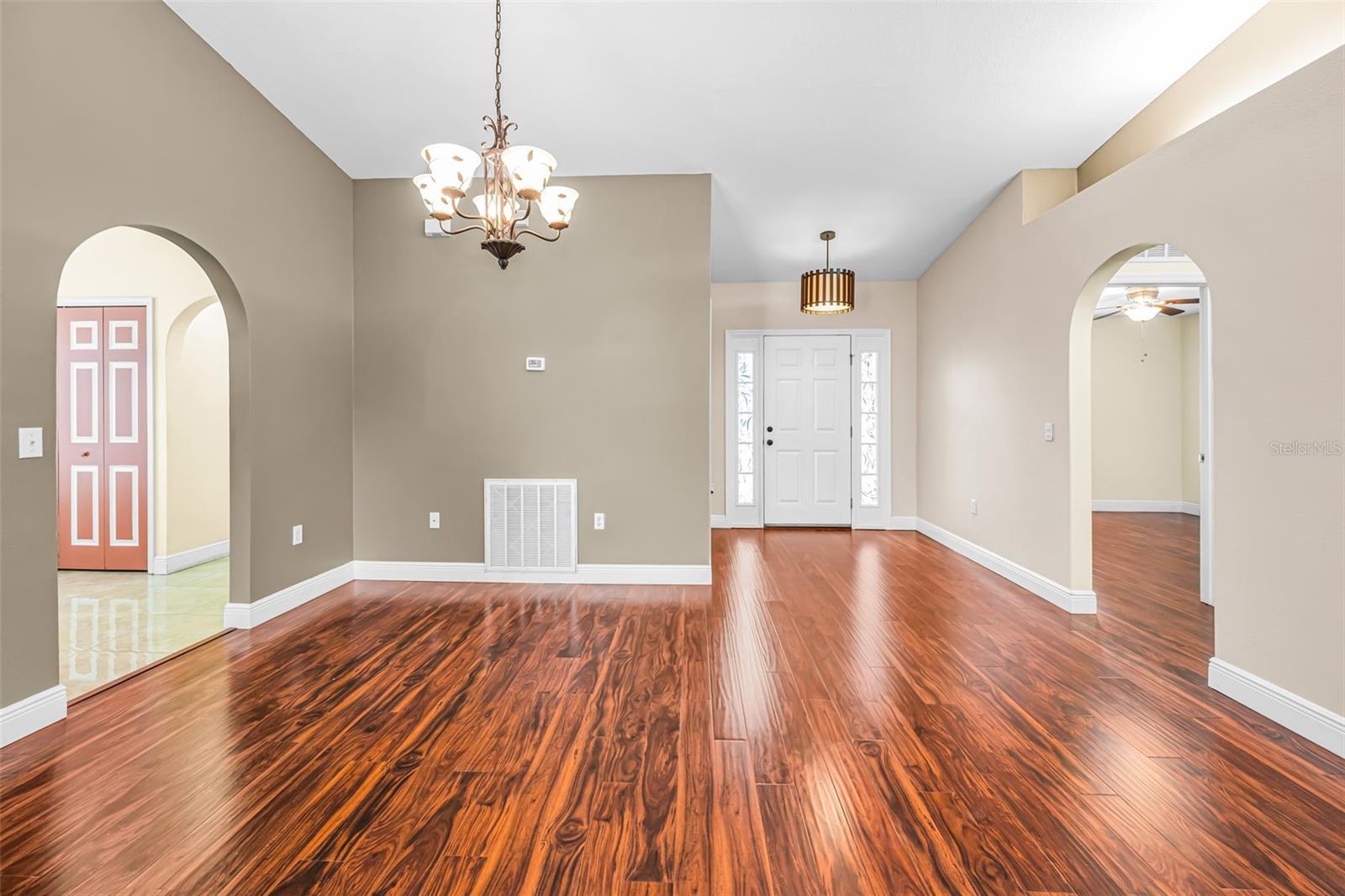 17029 Torvest Ct Property Photo 8
