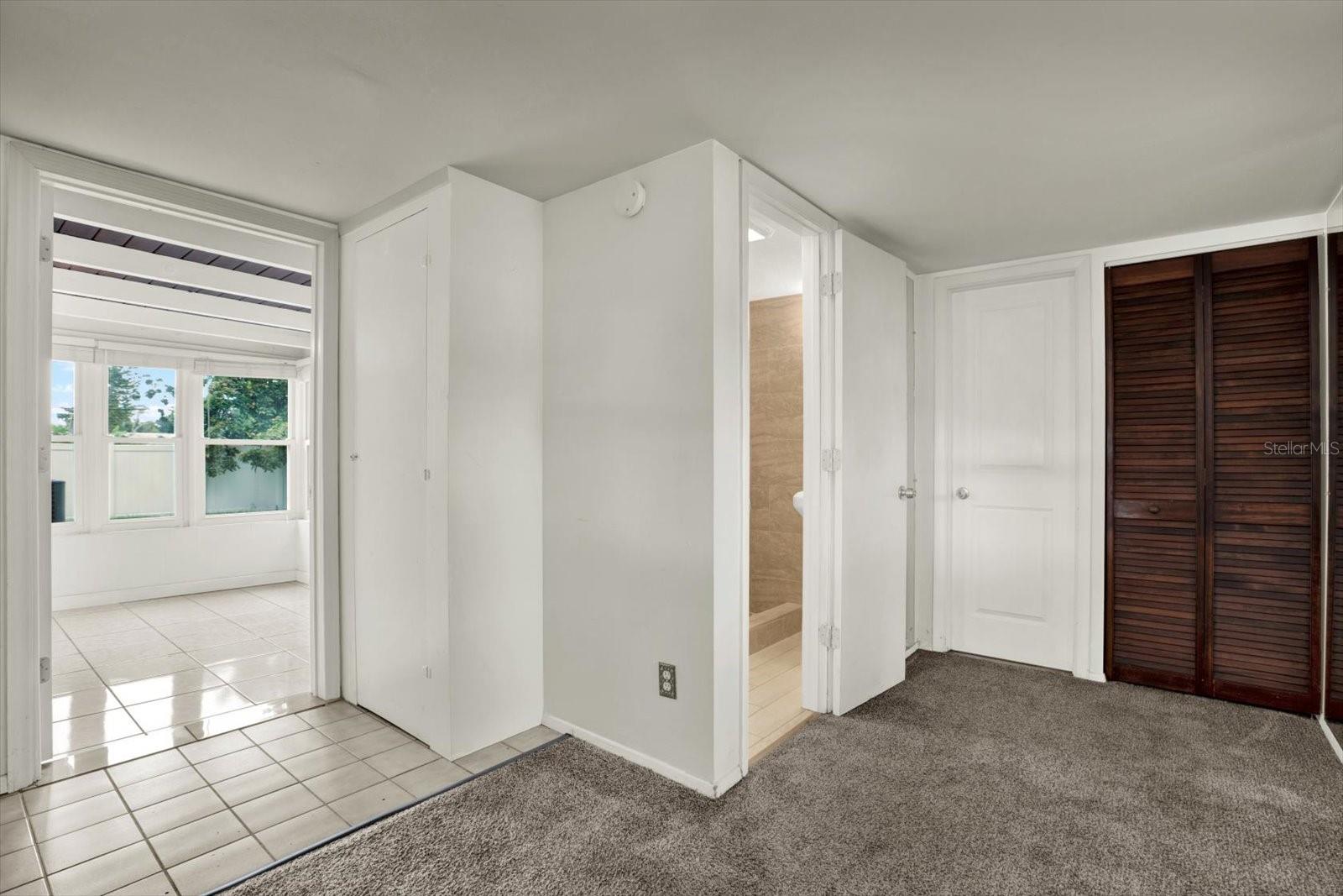 8567 Ridge Rd Property Photo 12