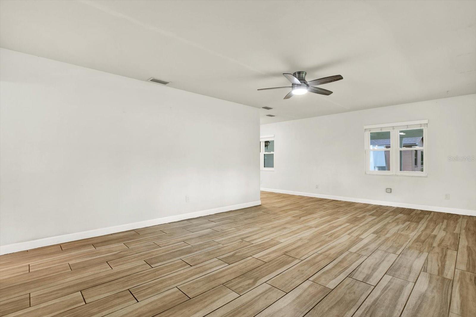 8567 Ridge Rd Property Photo 15
