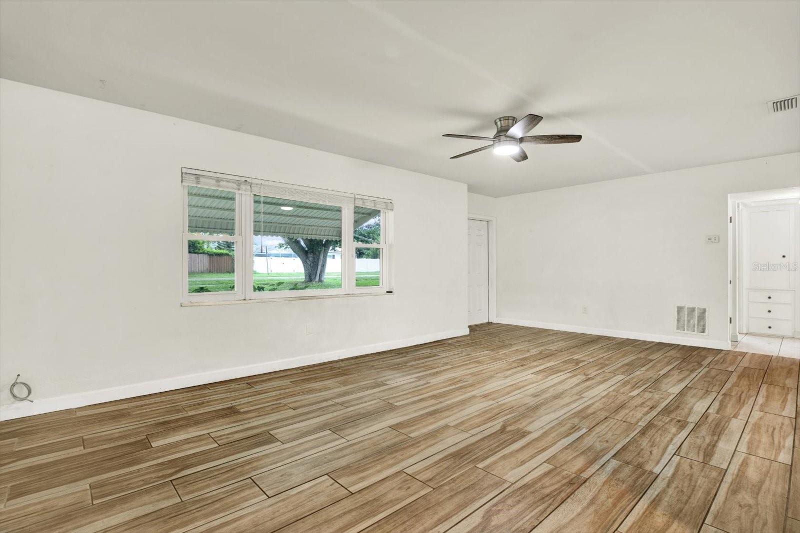 8567 Ridge Rd Property Photo 16