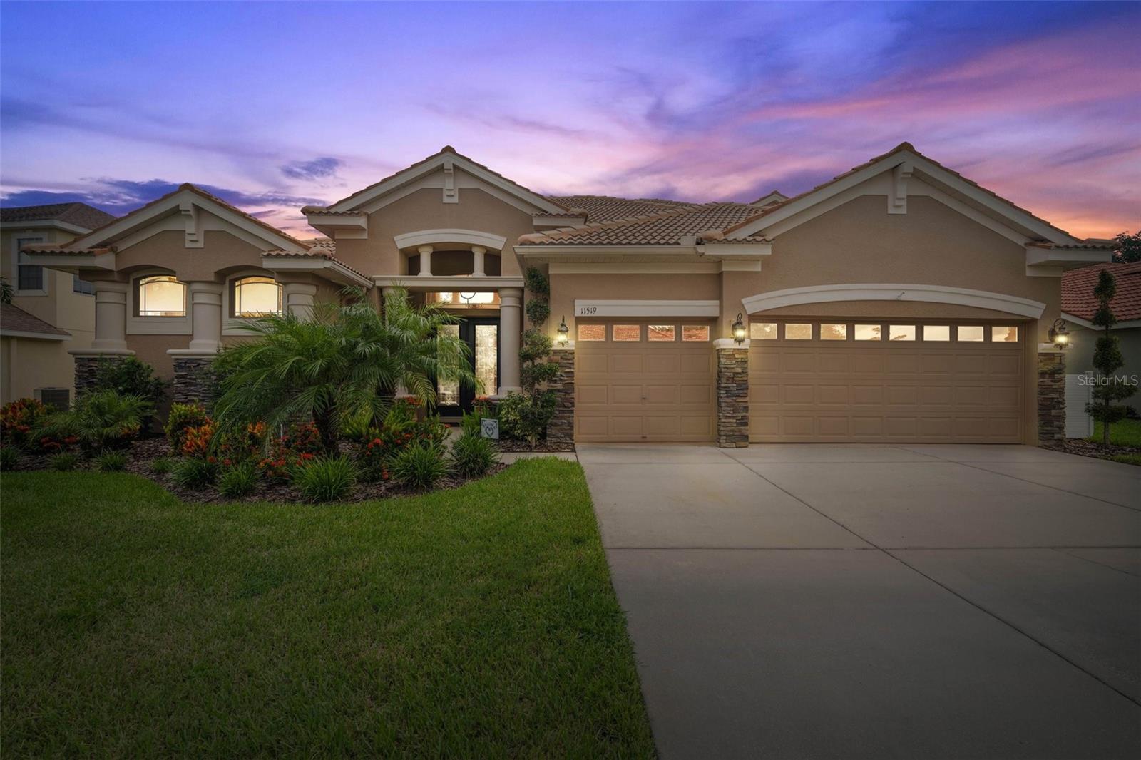11519 Belle Haven Dr Property Photo 1