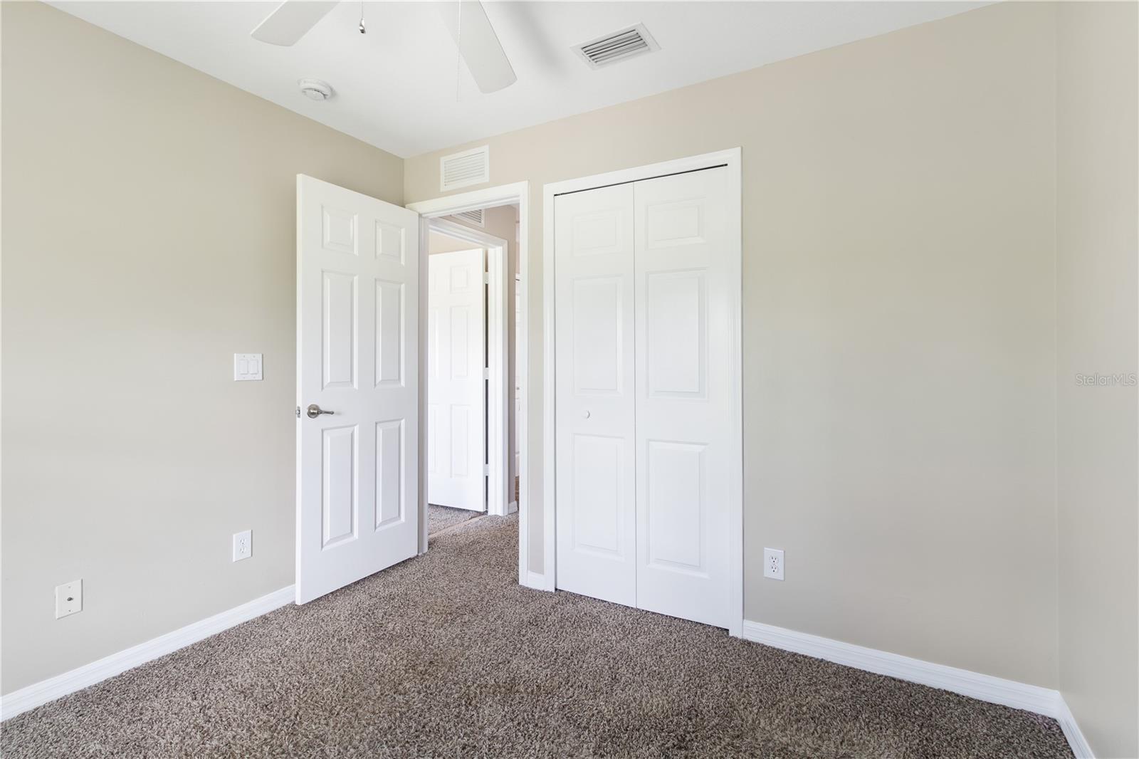 10932 Brickside Ct #10932 Property Photo 24