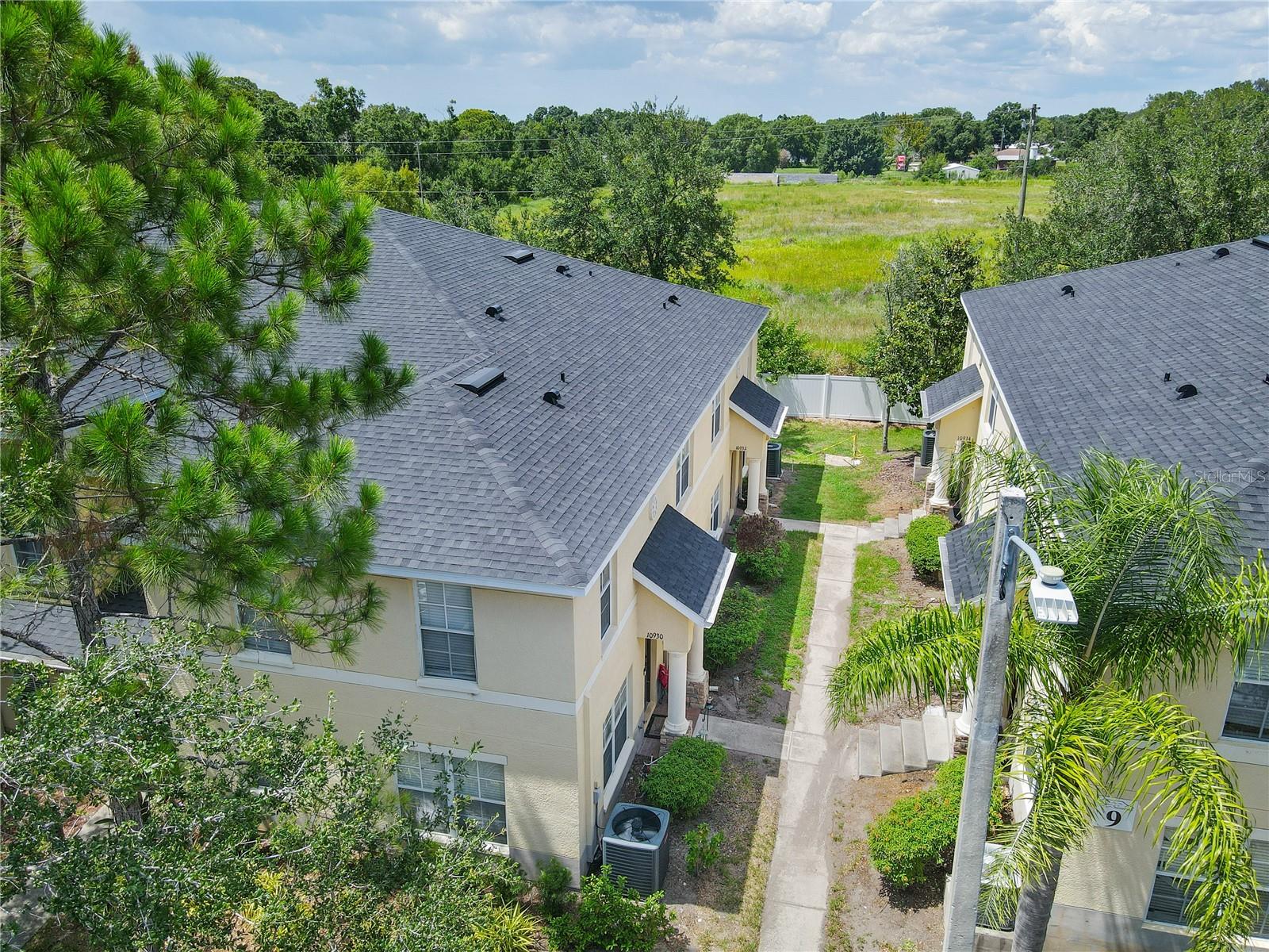 10932 Brickside Ct #10932 Property Photo 29