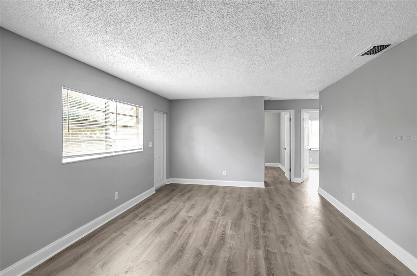 1615 E Sitka St Property Photo 3
