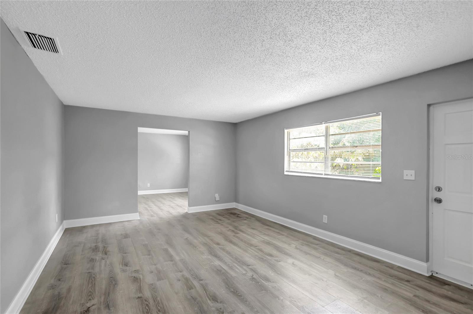 1615 E Sitka St Property Photo 5