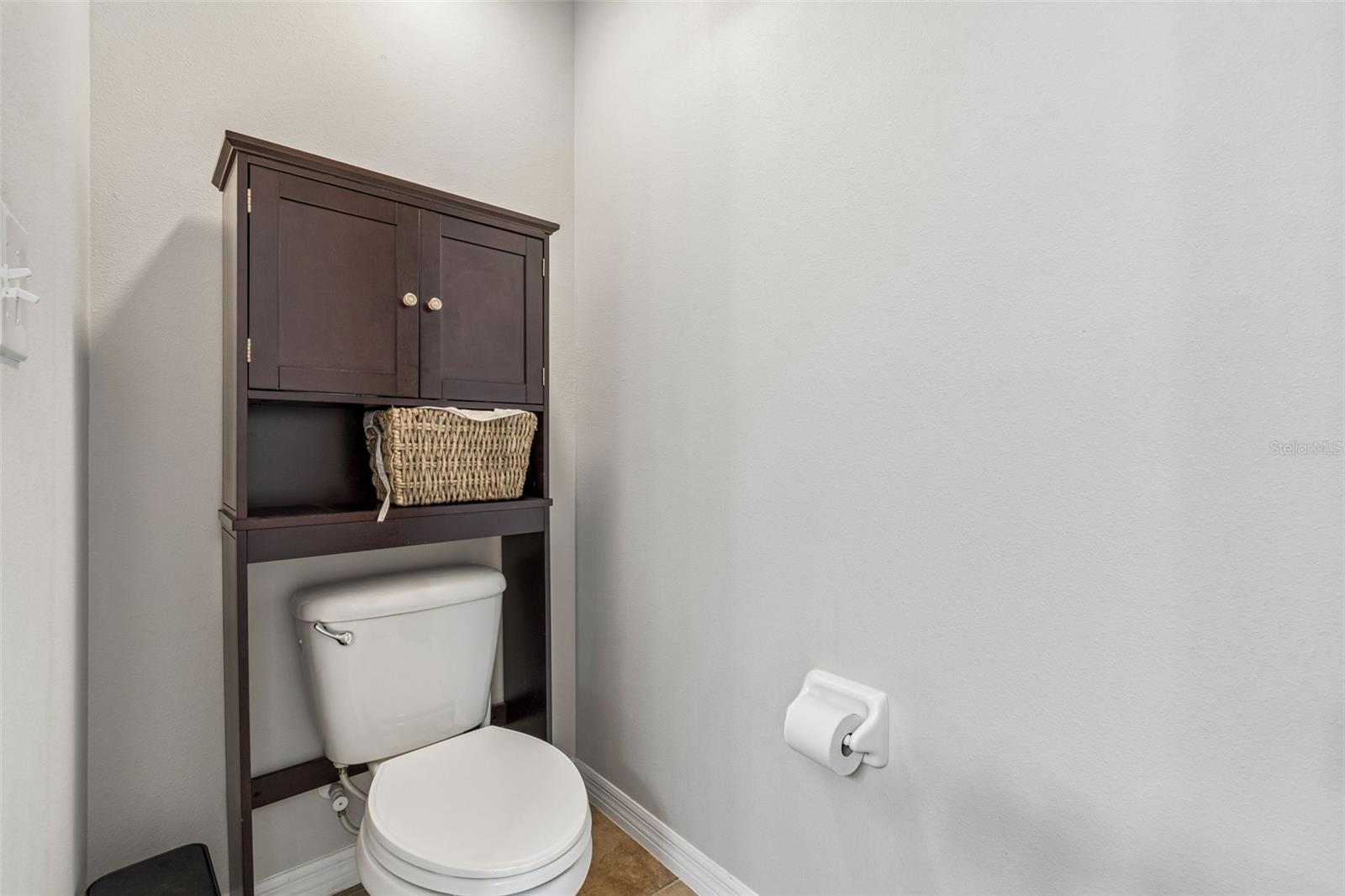 23958 Terracina Ct Property Photo 18