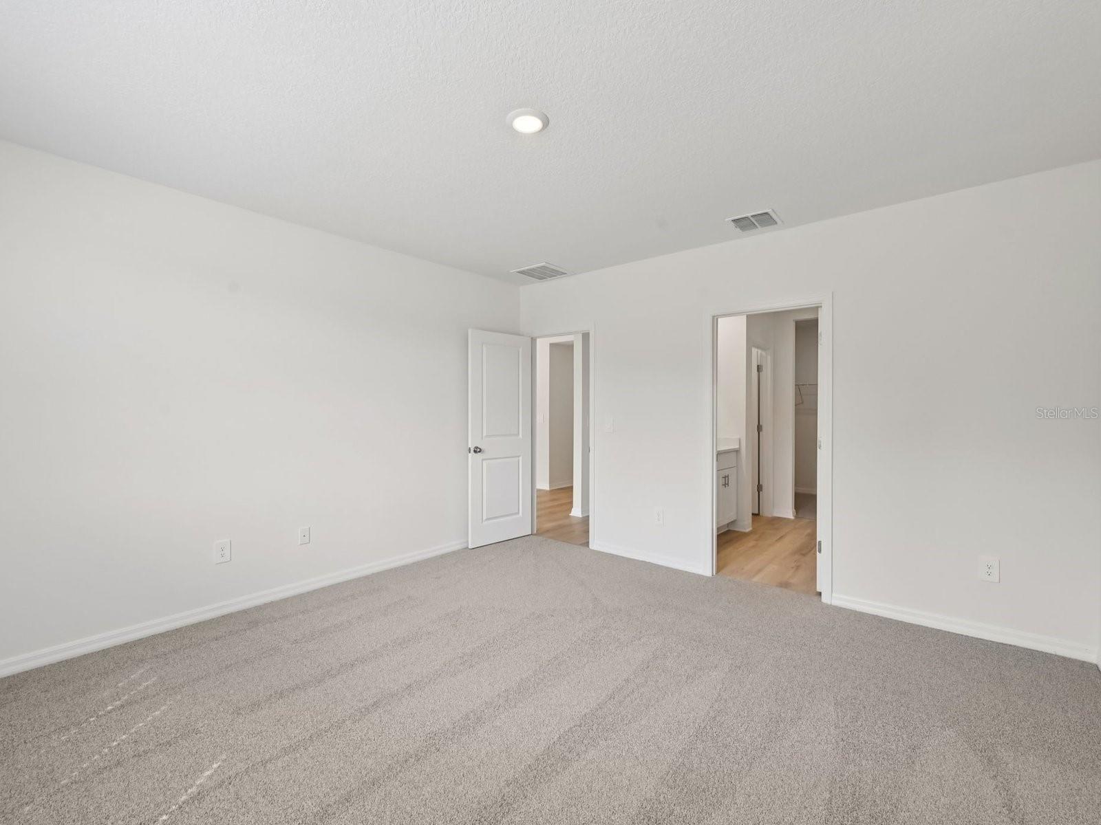 2210 Sageland Way Property Photo 24