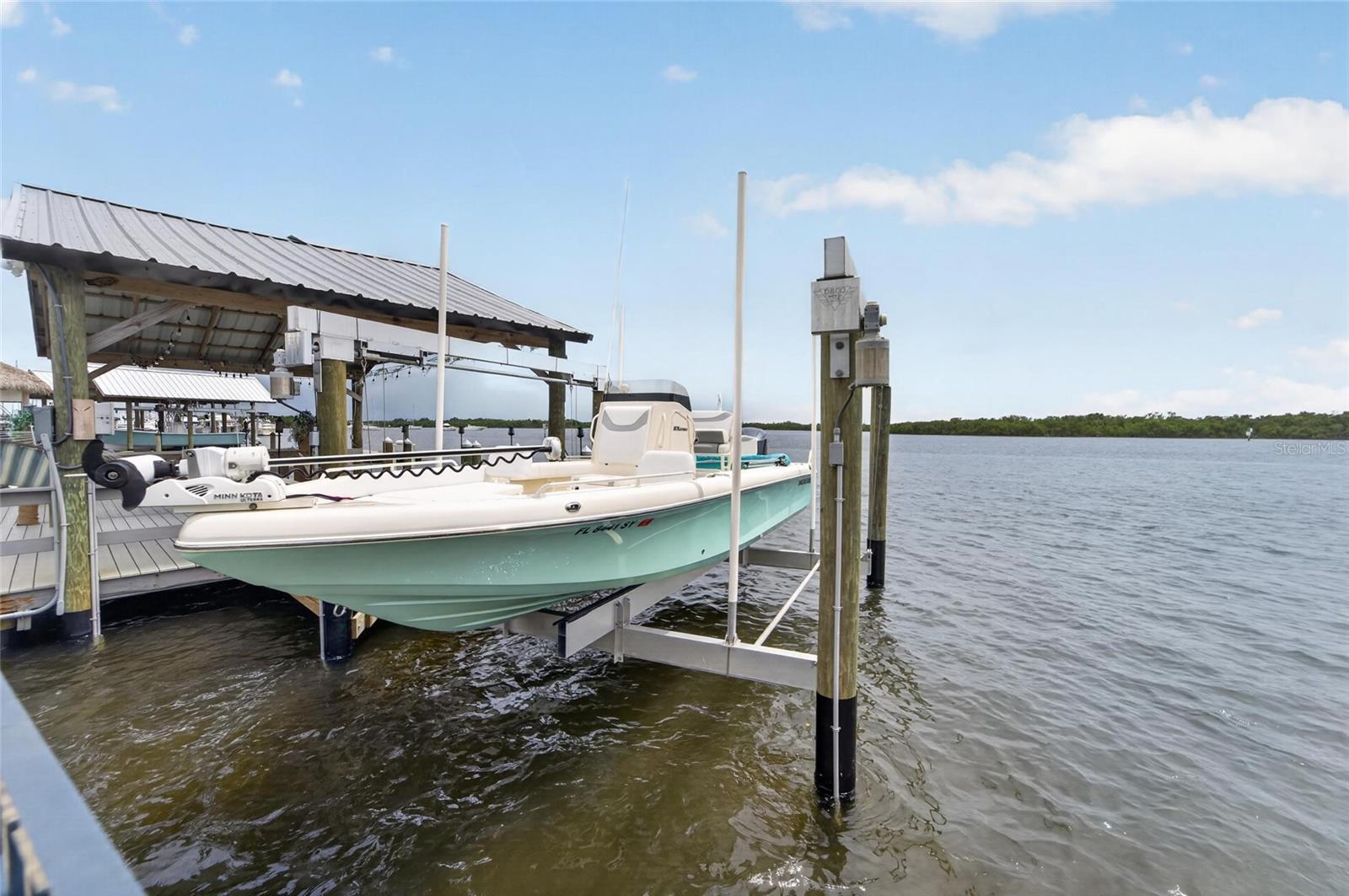 3422 W Shell Point Rd Property Photo 4
