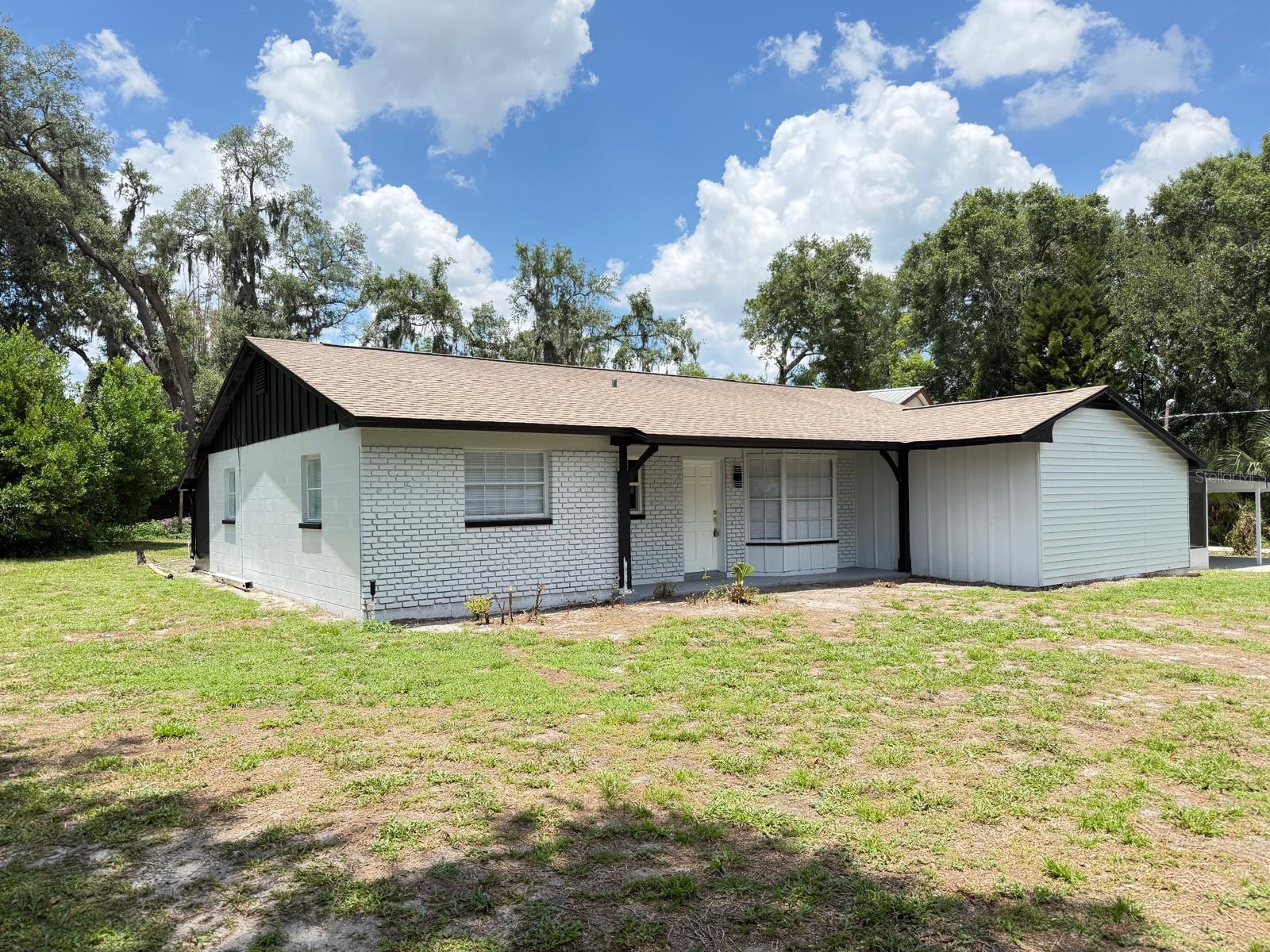 6810 Oakdale Dr Property Photo