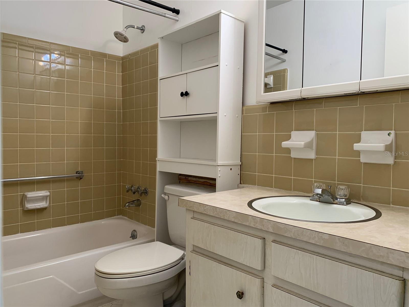 8126 112th St #203 Property Photo 18