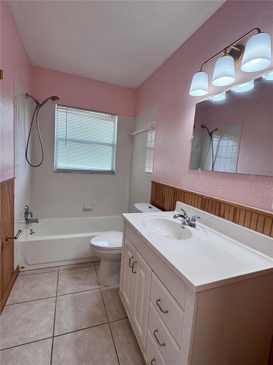 1709 Eaton Dr Ne Property Photo 19