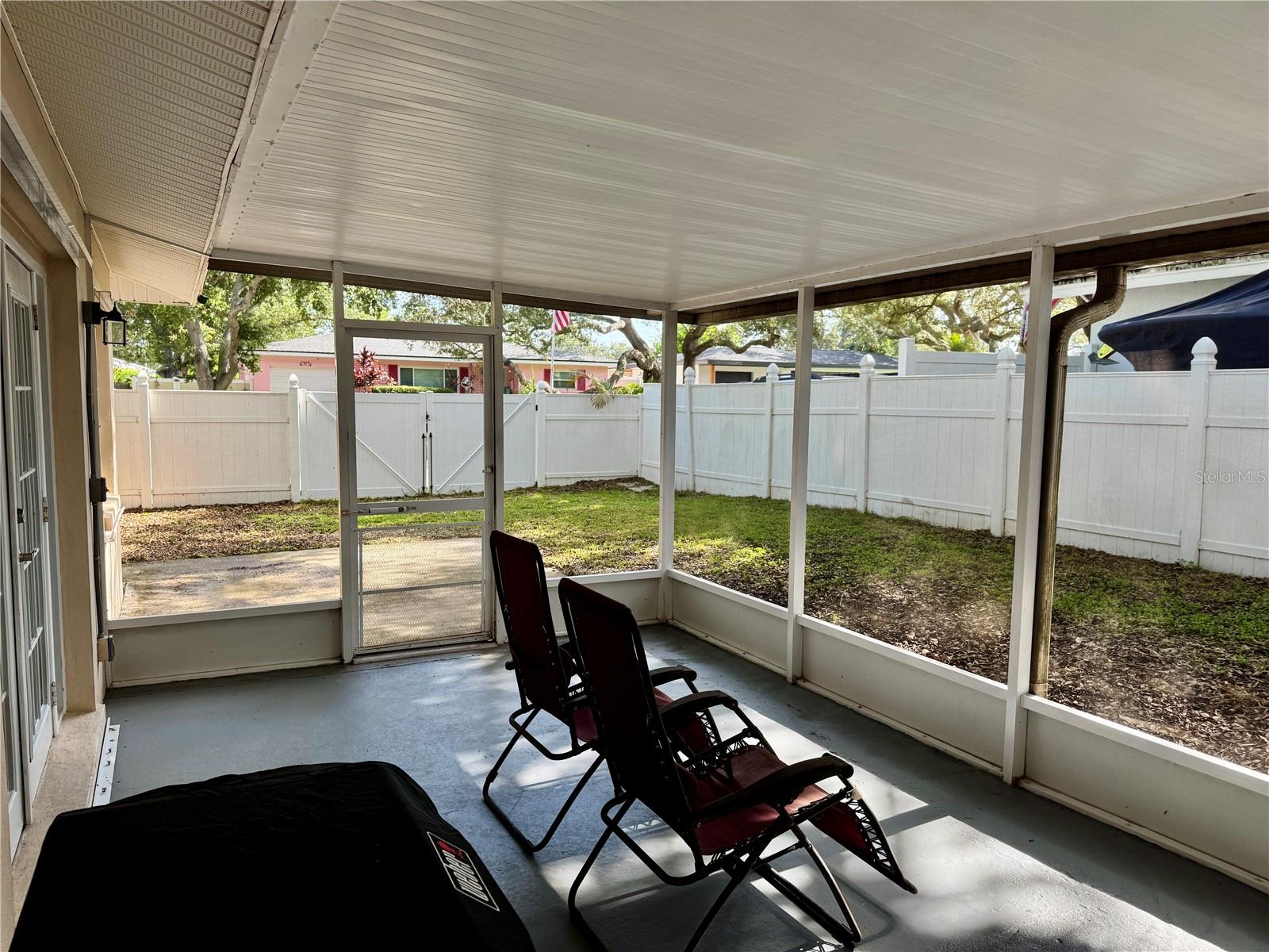 1709 Eaton Dr Ne Property Photo 22
