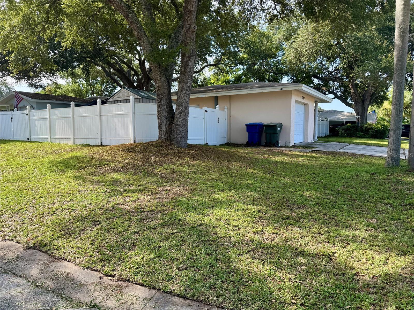 1709 Eaton Dr Ne Property Photo 26
