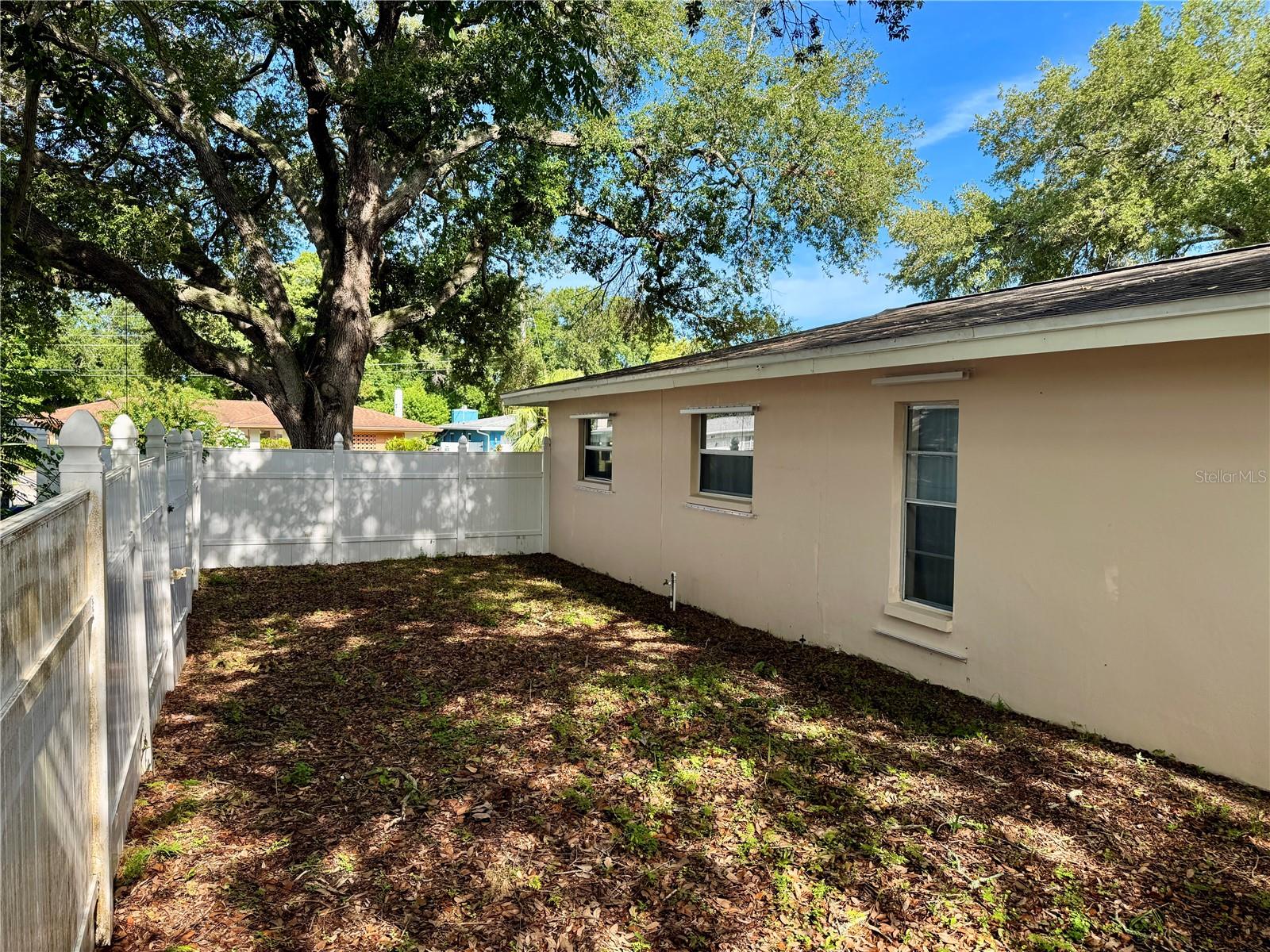 1709 Eaton Dr Ne Property Photo 29